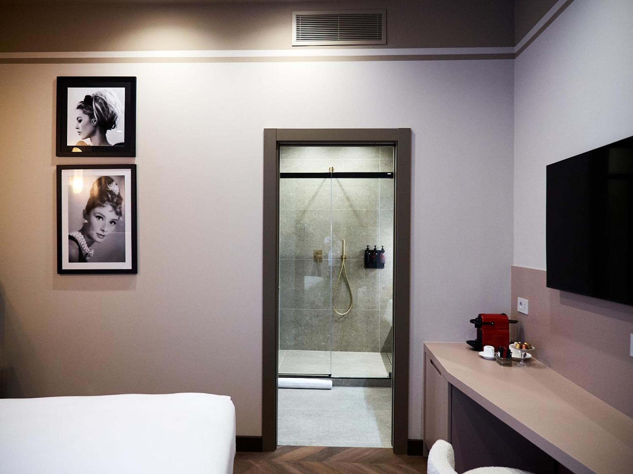 Superior Deluxe Double Or Twin Room