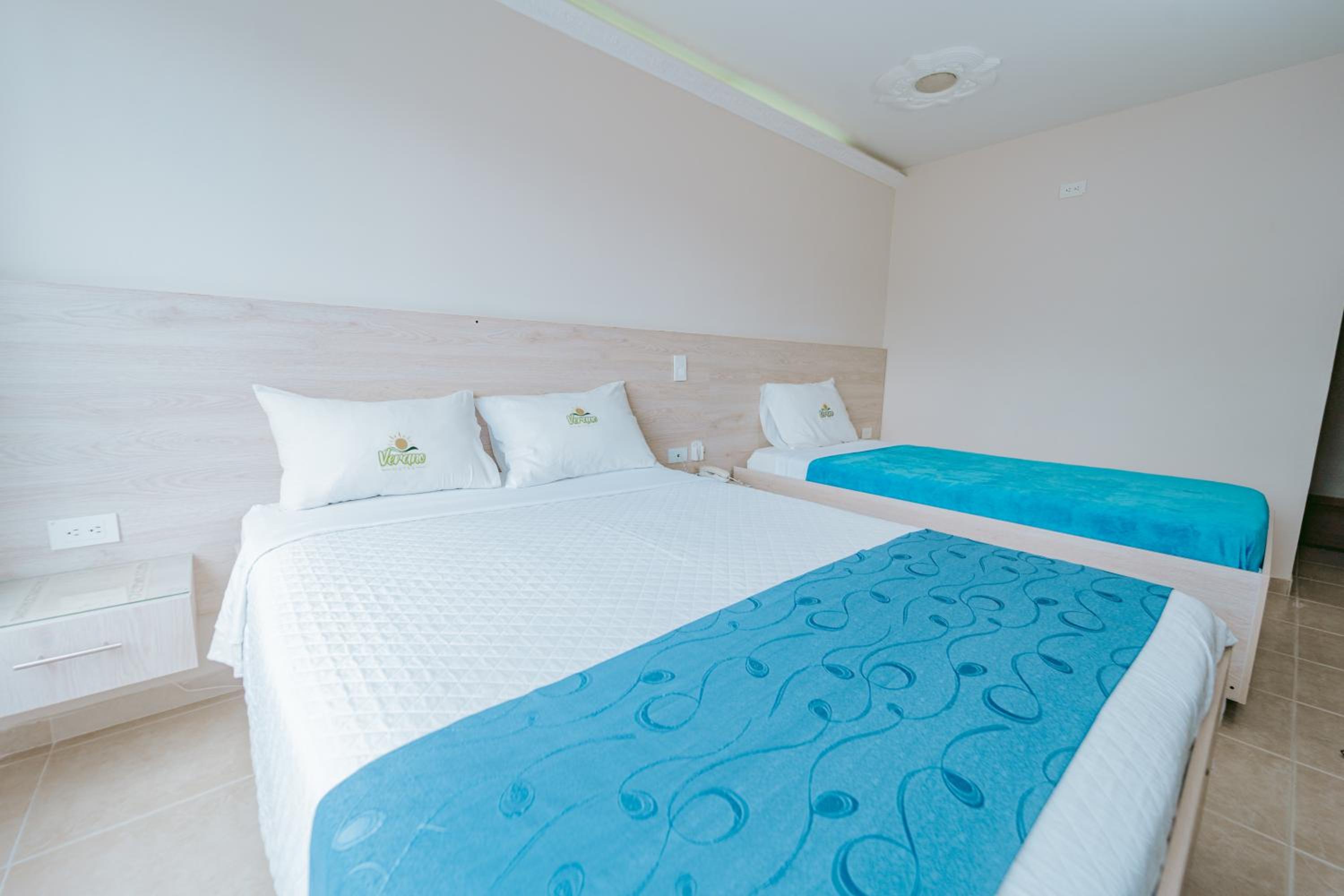 Superior Twin Room photo 3