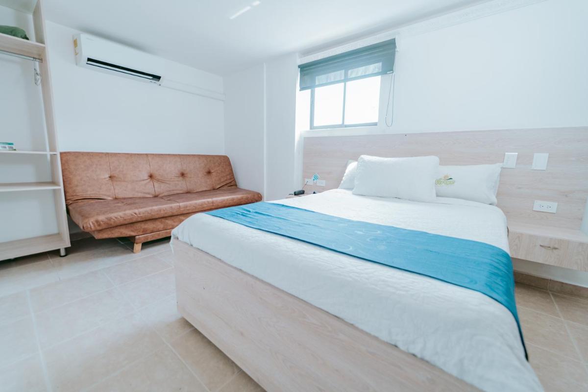 Double Room with Private Bathroom photo 1
