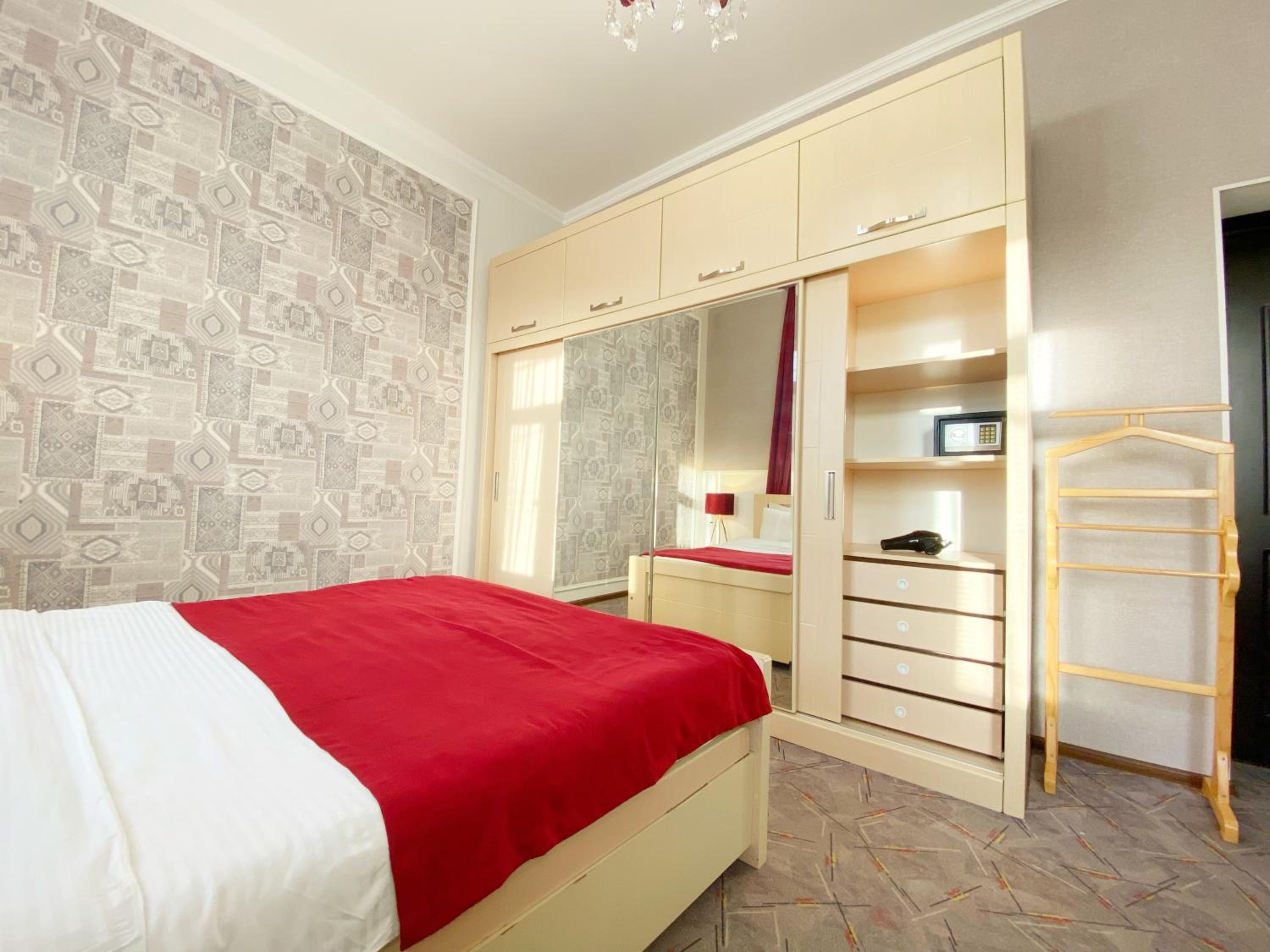 Deluxe Double Room - Photo 6