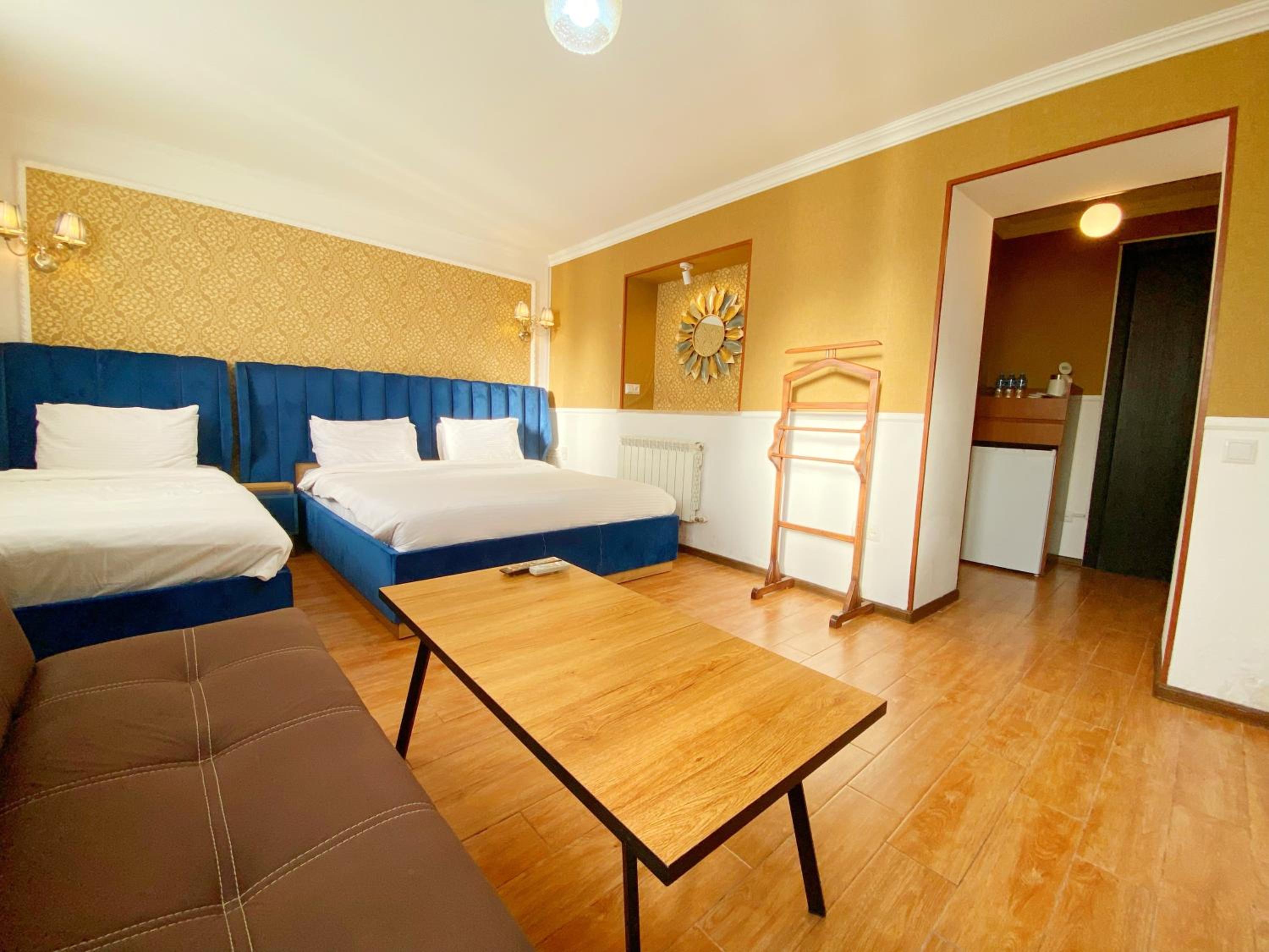 Triple Room - Photo 2