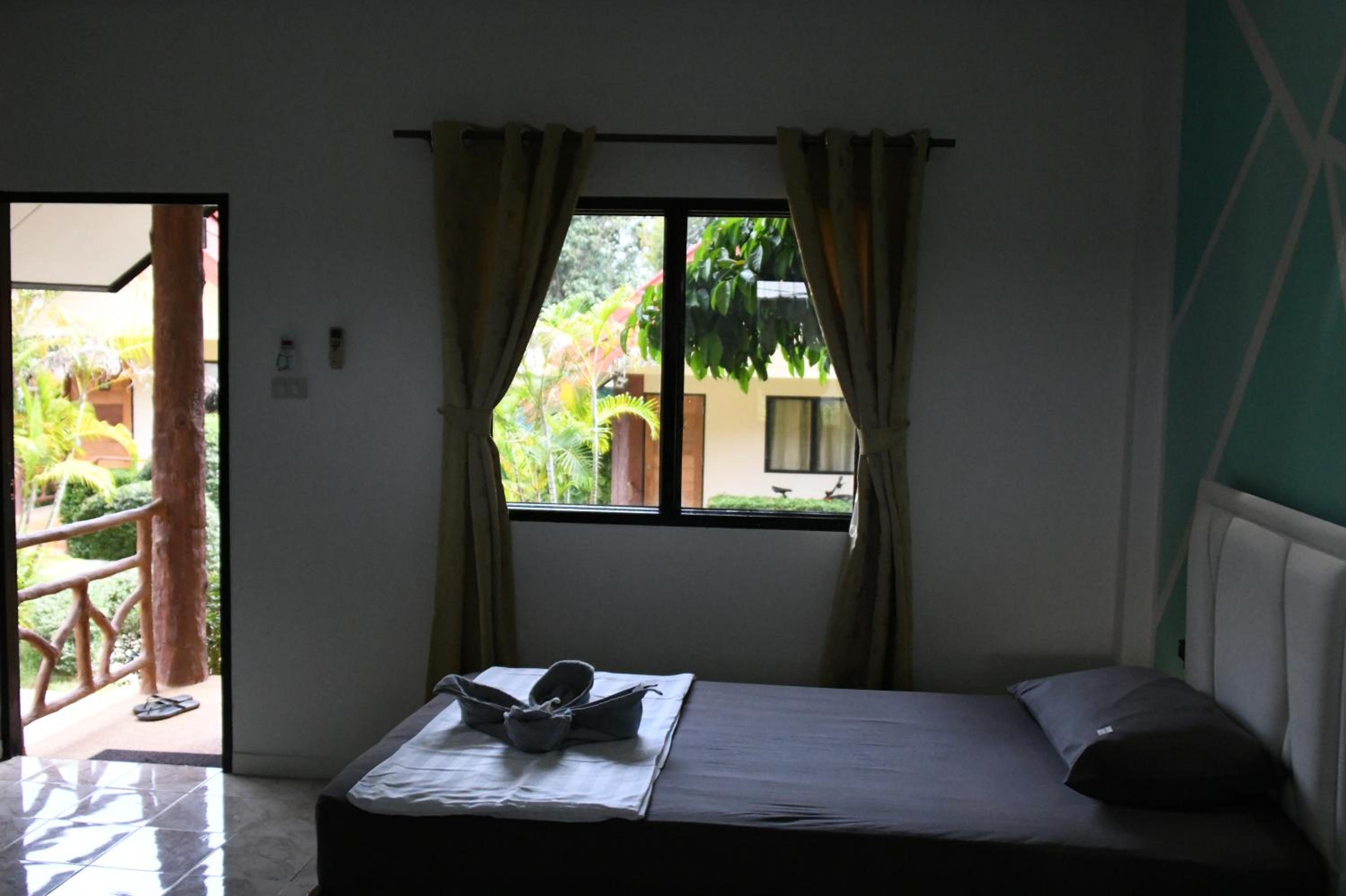 Studio Bungalow with Twin Bed photo 3