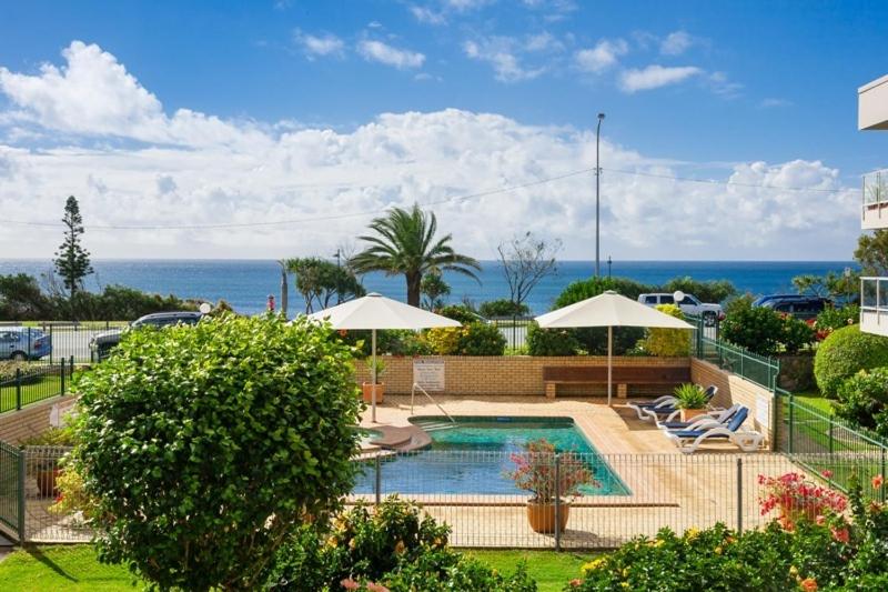 Two-Bedroom Apartment with Sea View photo 3