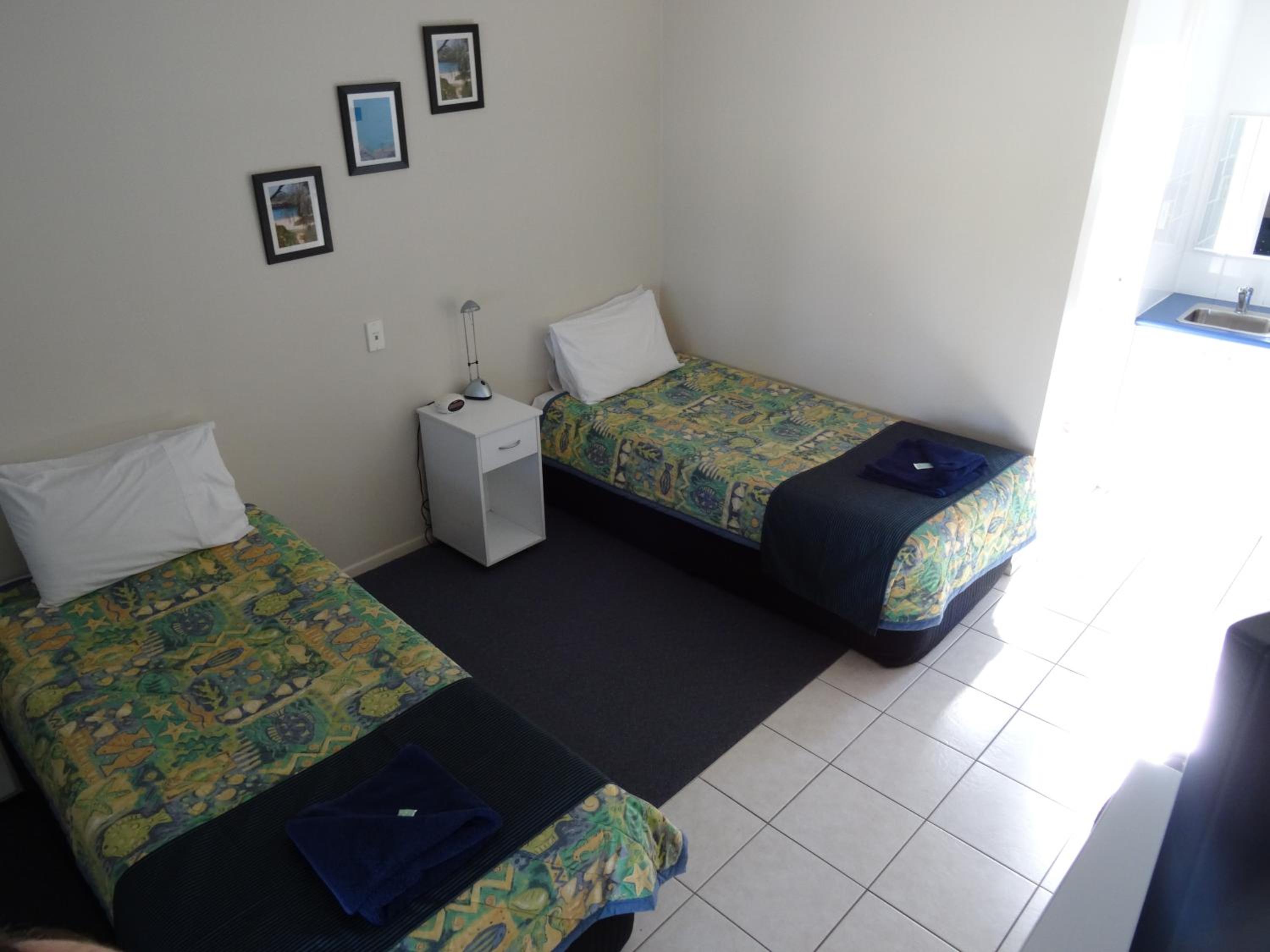 Standard Queen Room photo 2