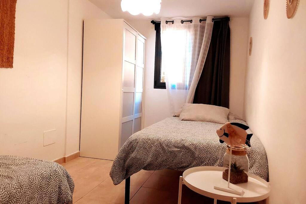 Three-Bedroom House photo 3