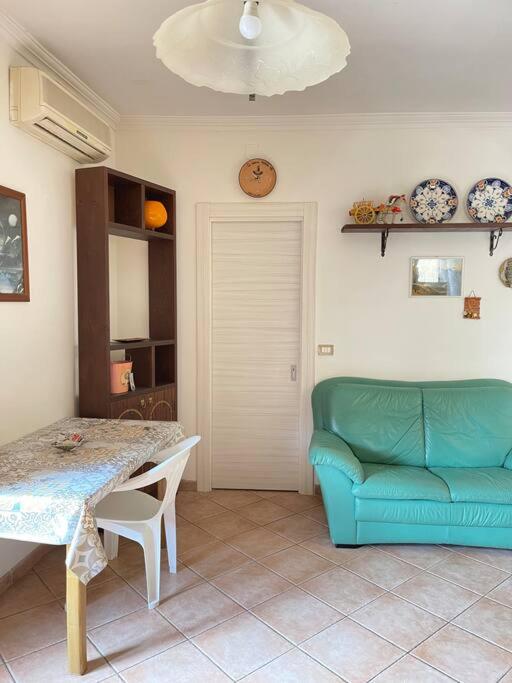 Studio With Sofa Bed photo 2