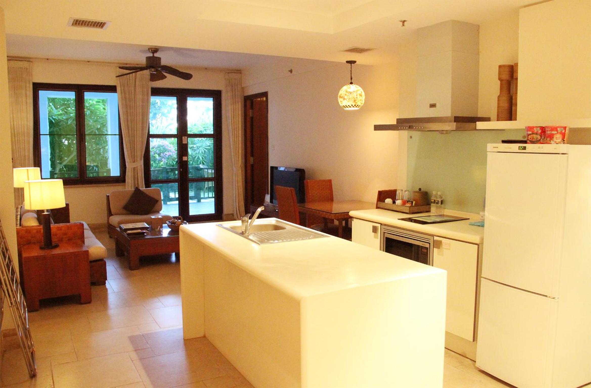 Two-Bedroom Suite With Garden View And Kitchen & Cooking Ware And Washer/Dryers photo 2