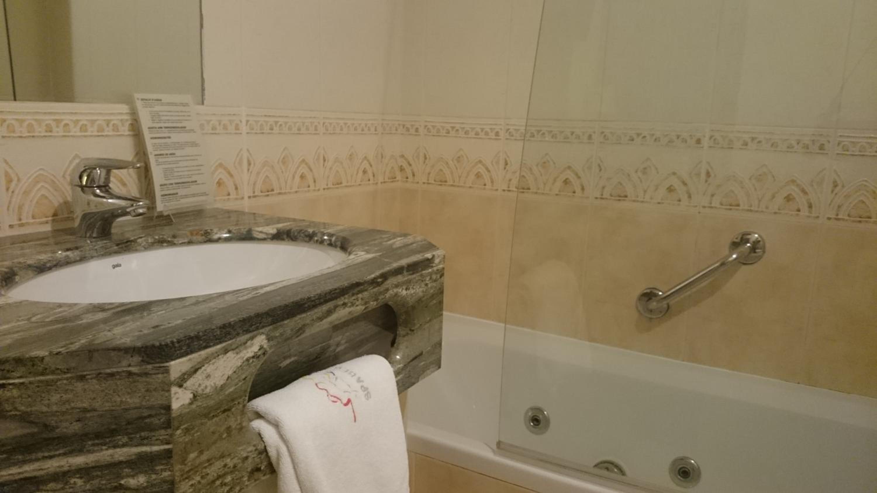 Habitación Doble o con Dos Camas