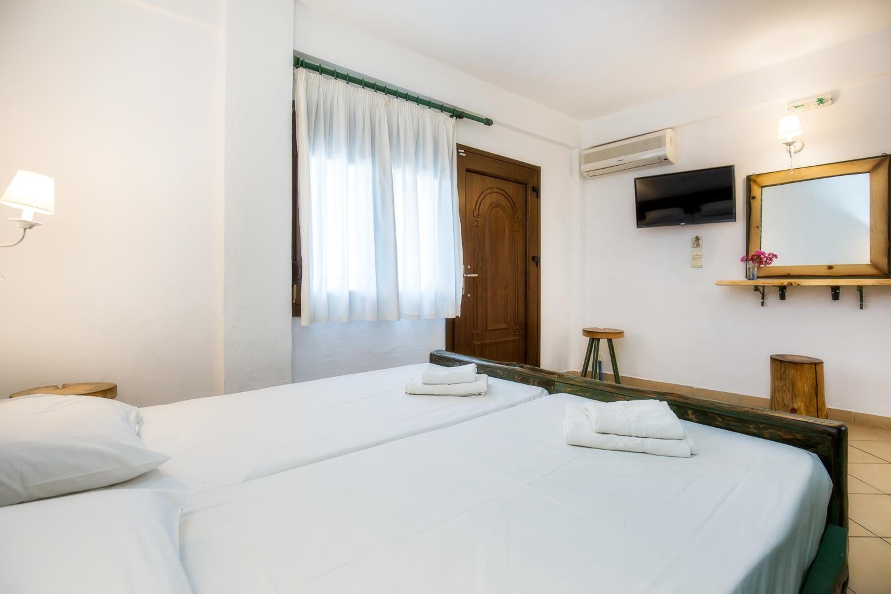 Double Room with Sea View photo 1