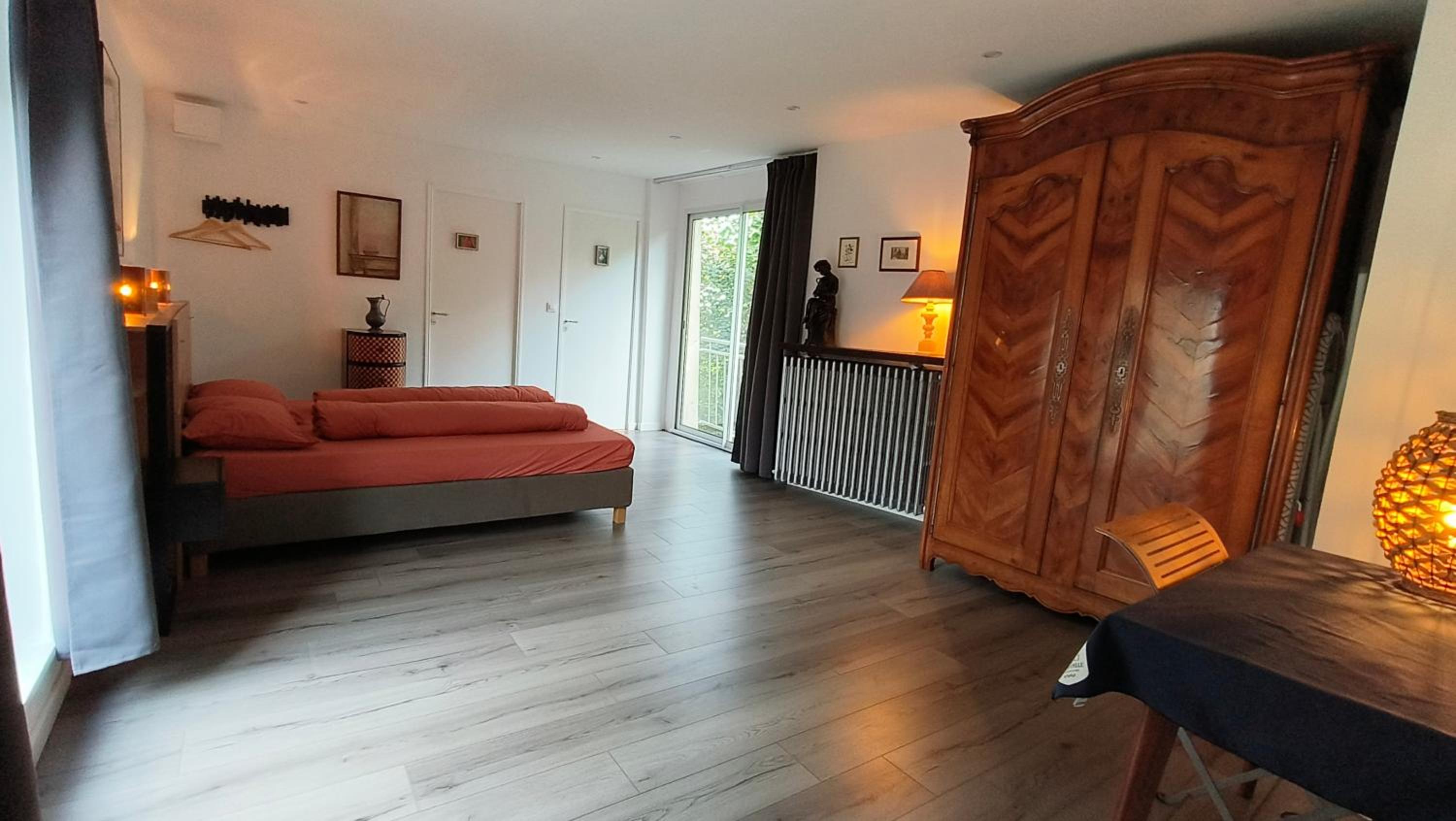 Two-Bedroom House - Photo 5