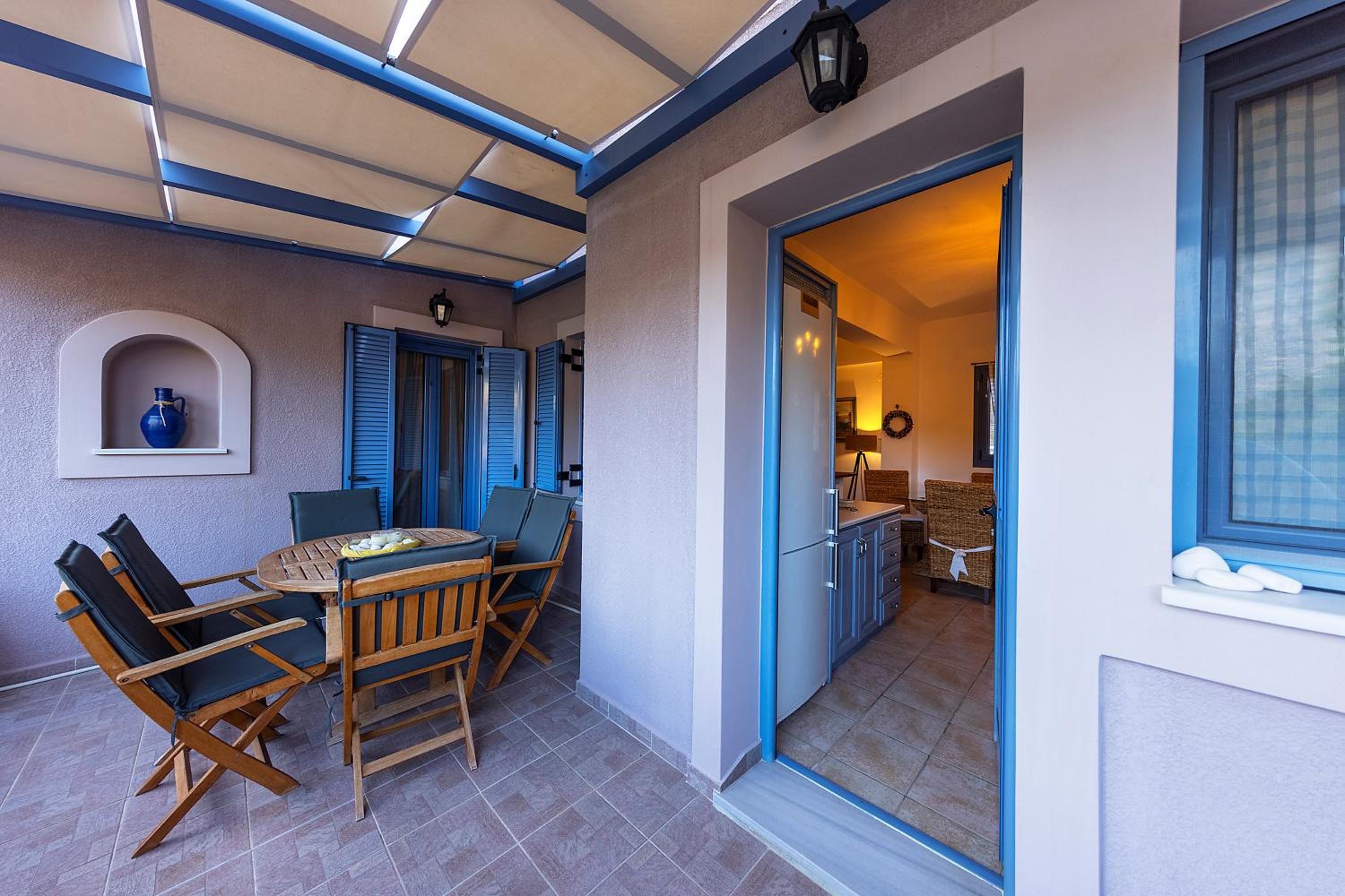 Villa photo 3