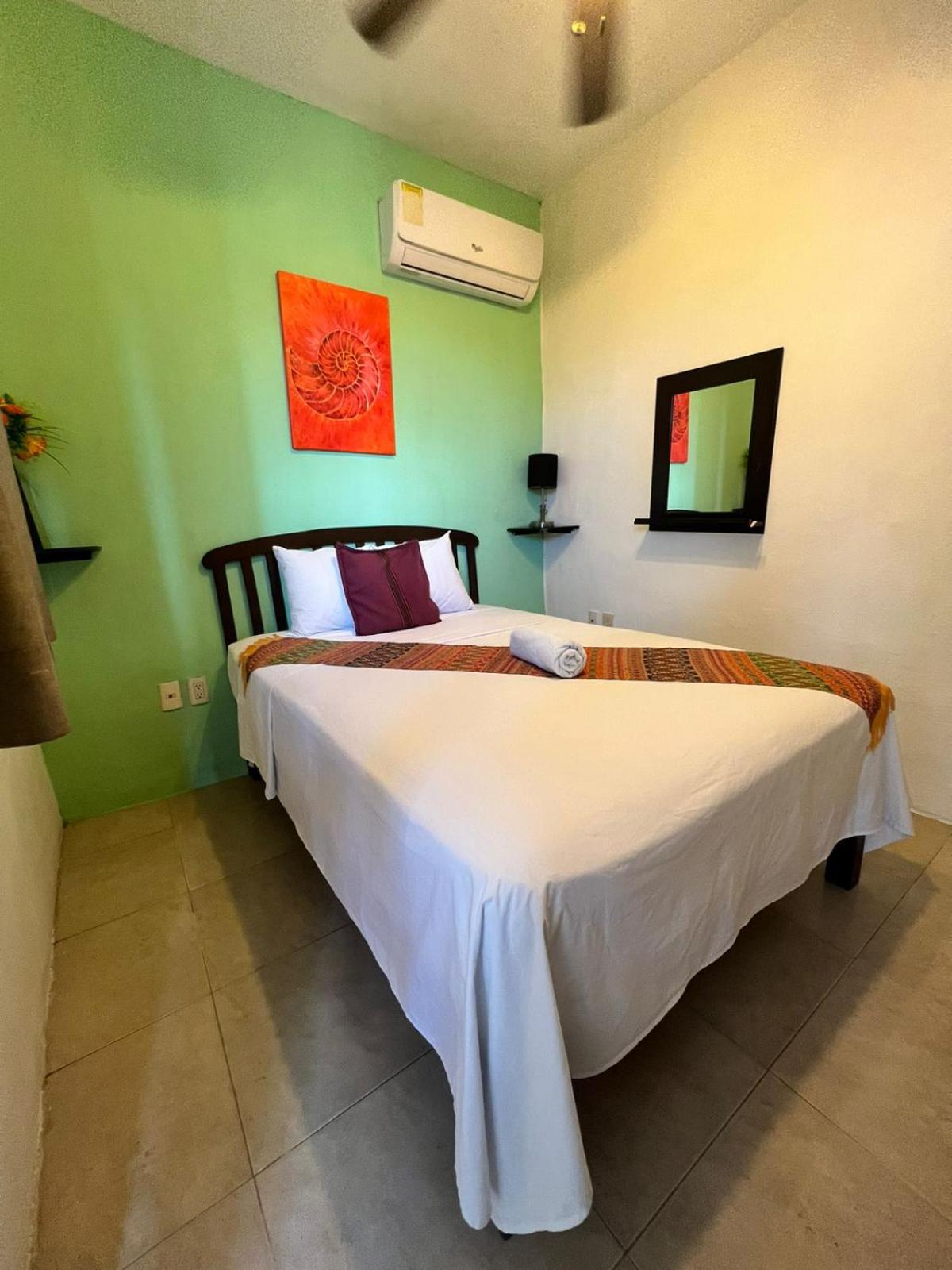 Small Double Room photo 2