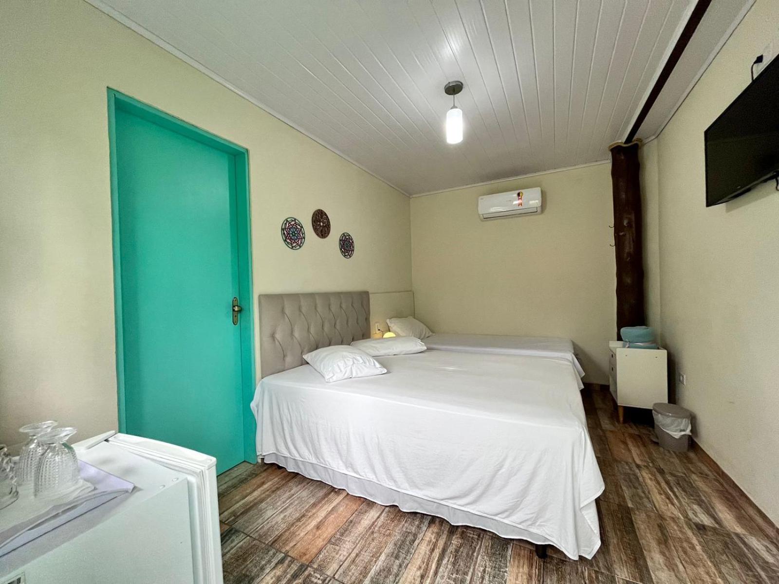 Classic Triple Room - Photo 19