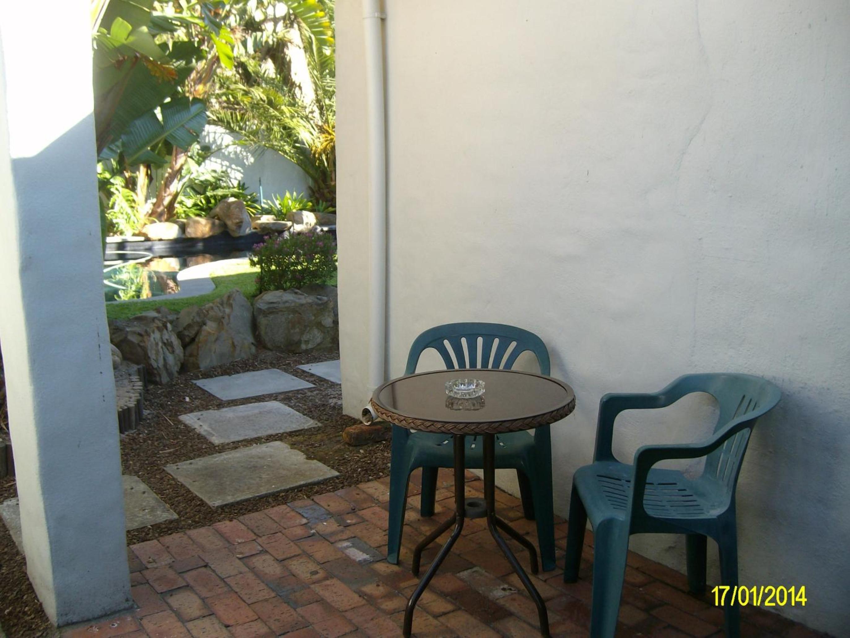 Standard Double Room - Photo 20