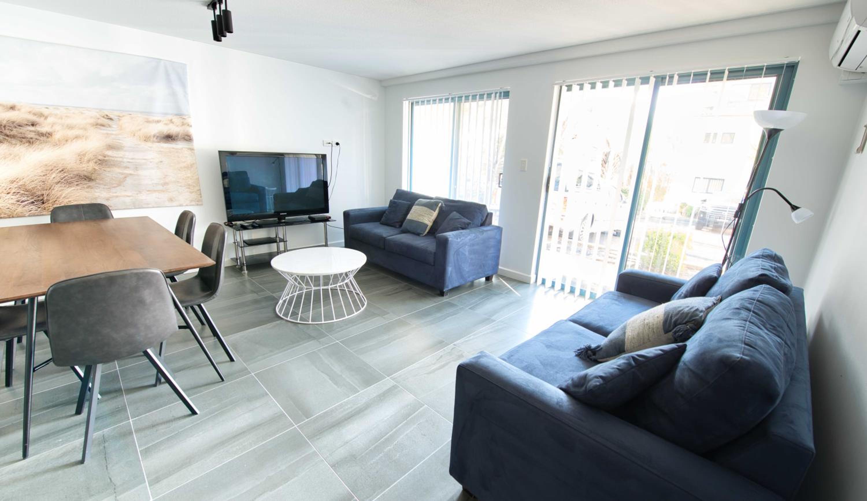 Superior Apartment photo 2