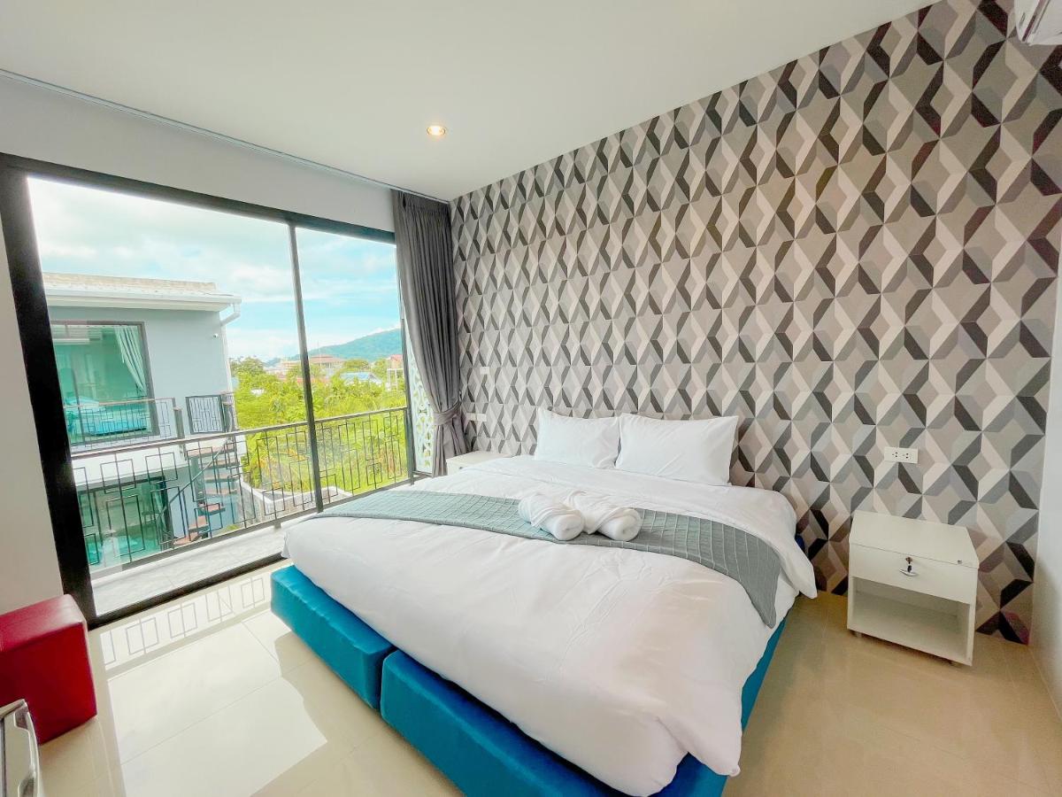 Superior Room with Pool View photo 1