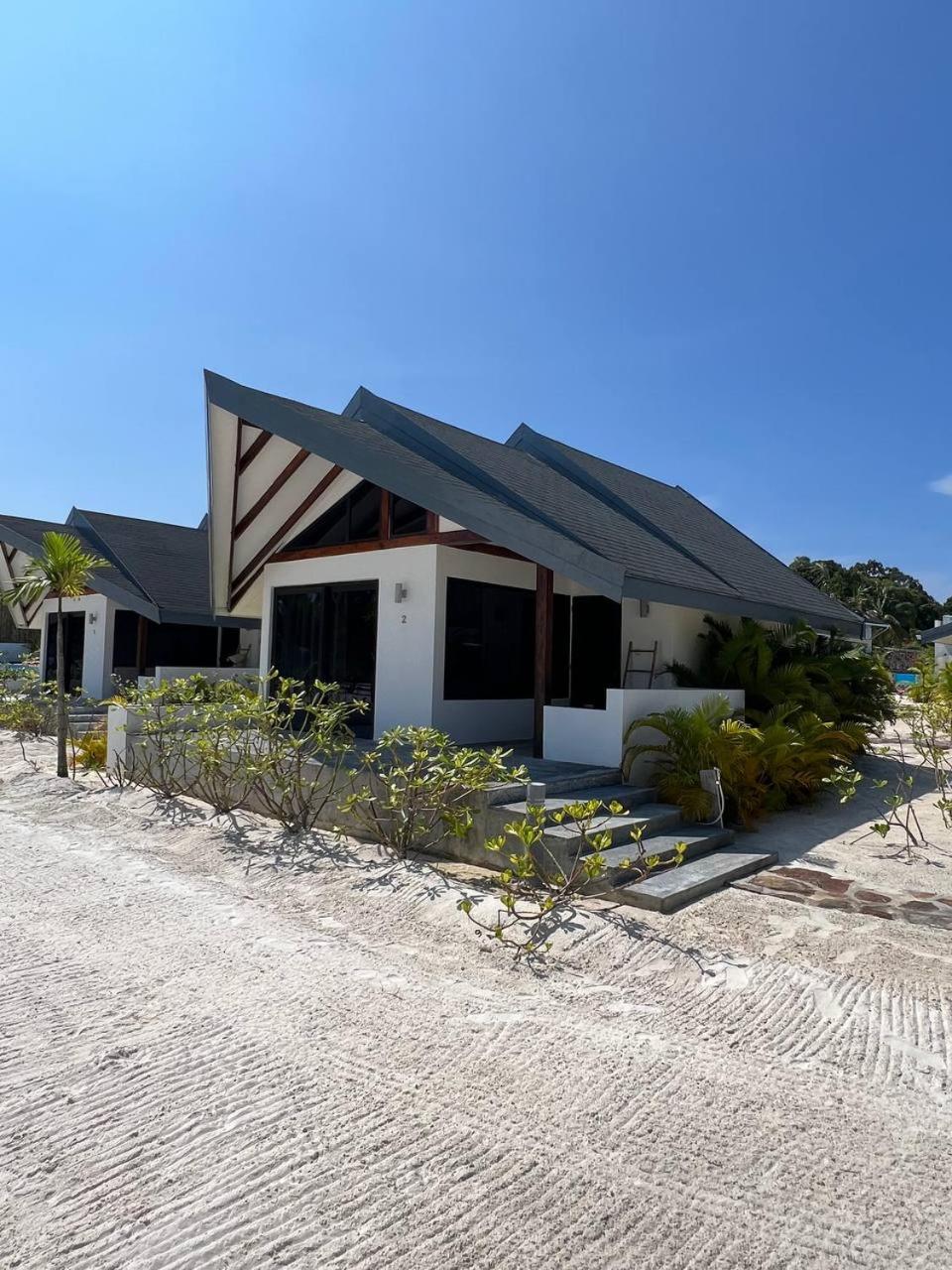 Deluxe Double Room with Sea View - Photo 7