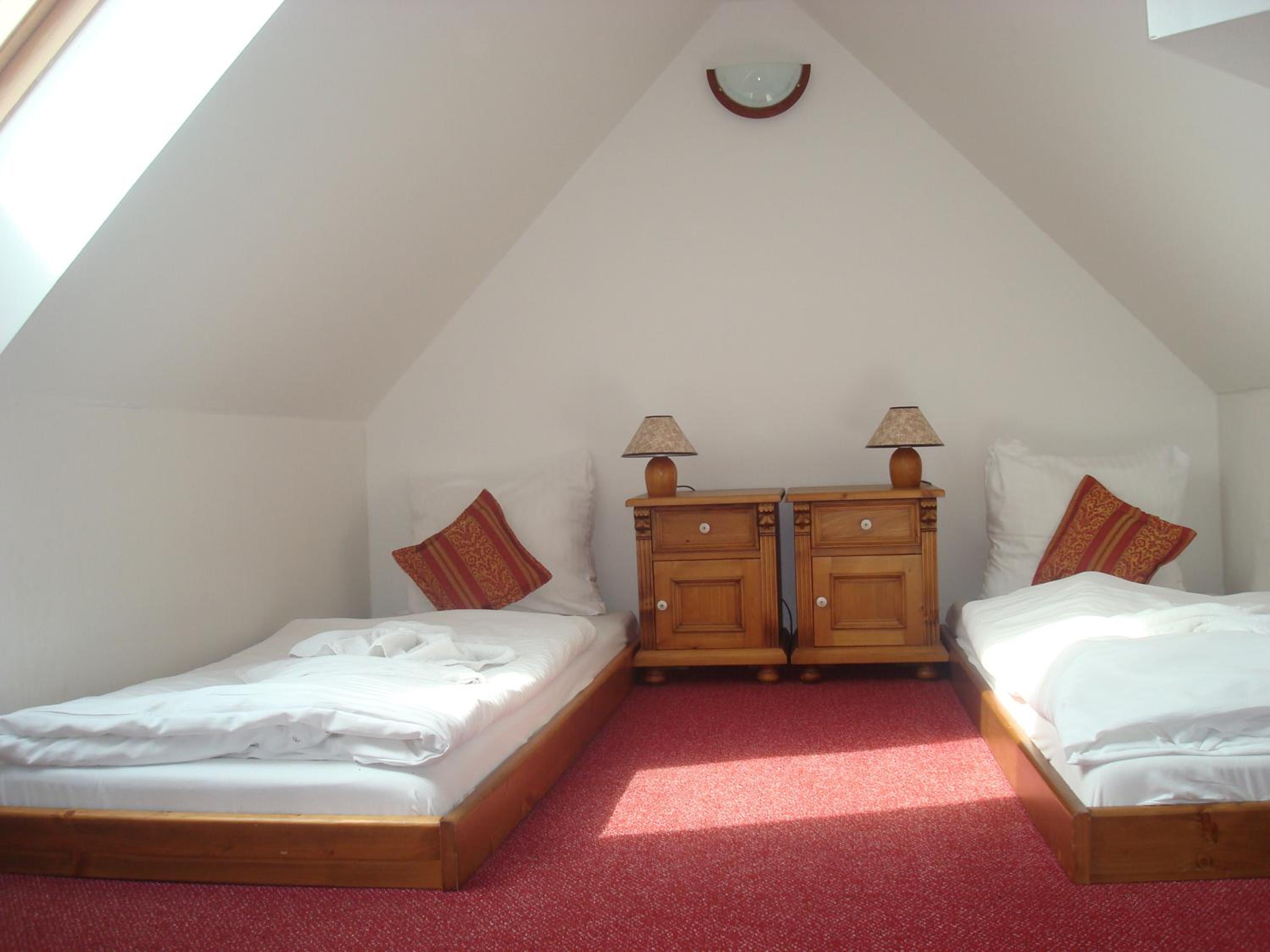 Family Room (2 Adults + 2 Children) - Photo 6