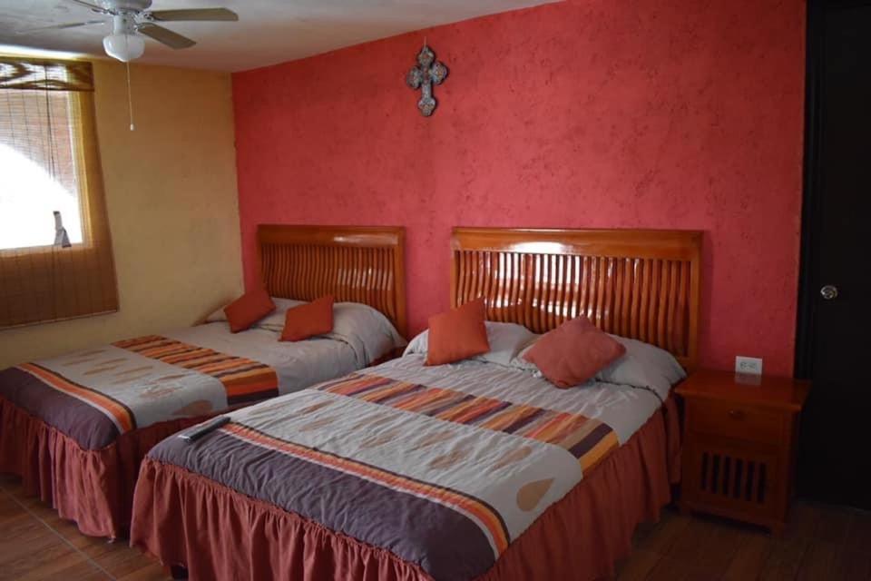 Standard Twin Room photo 1