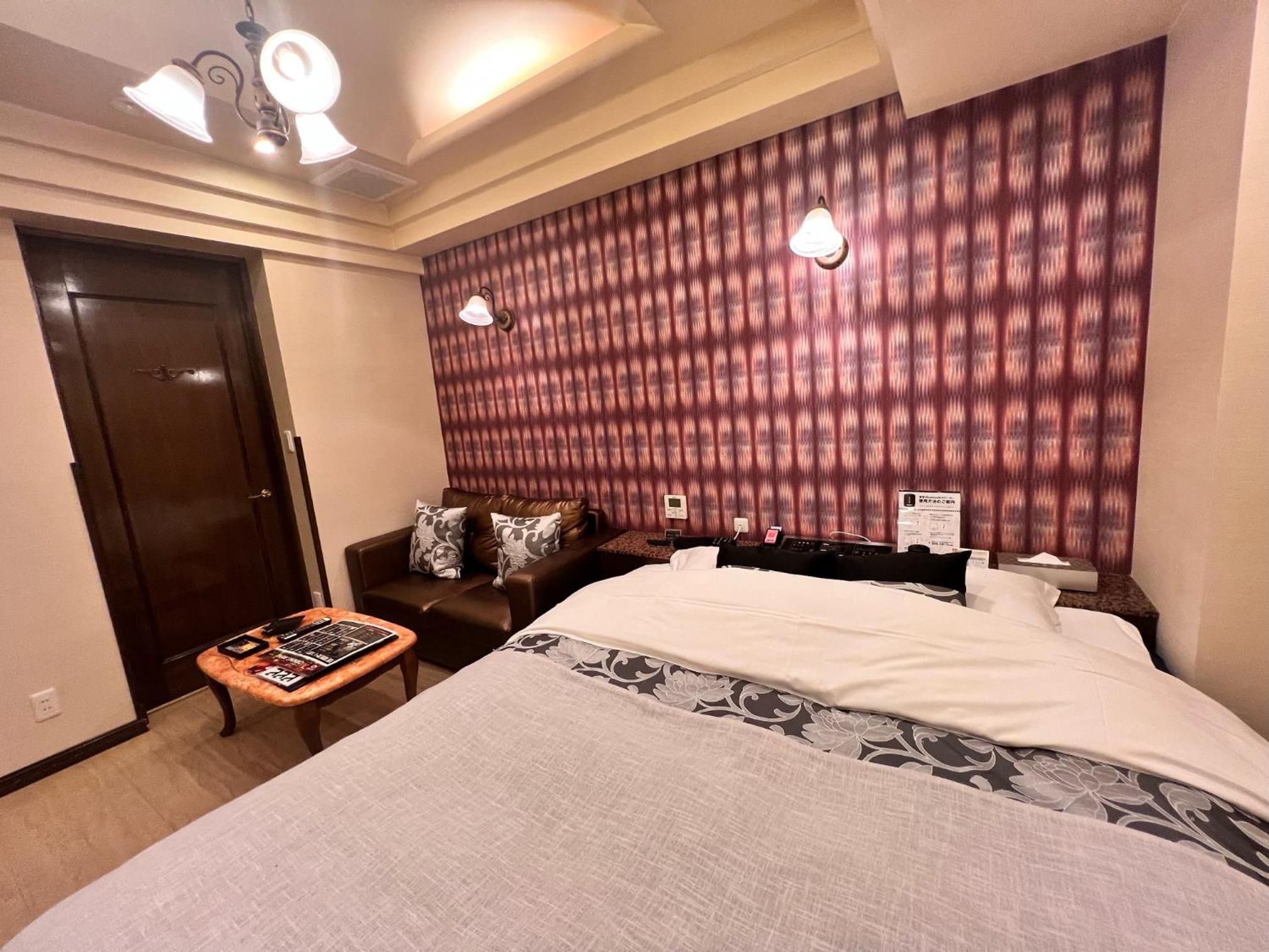 Economy Double Room - Photo 4