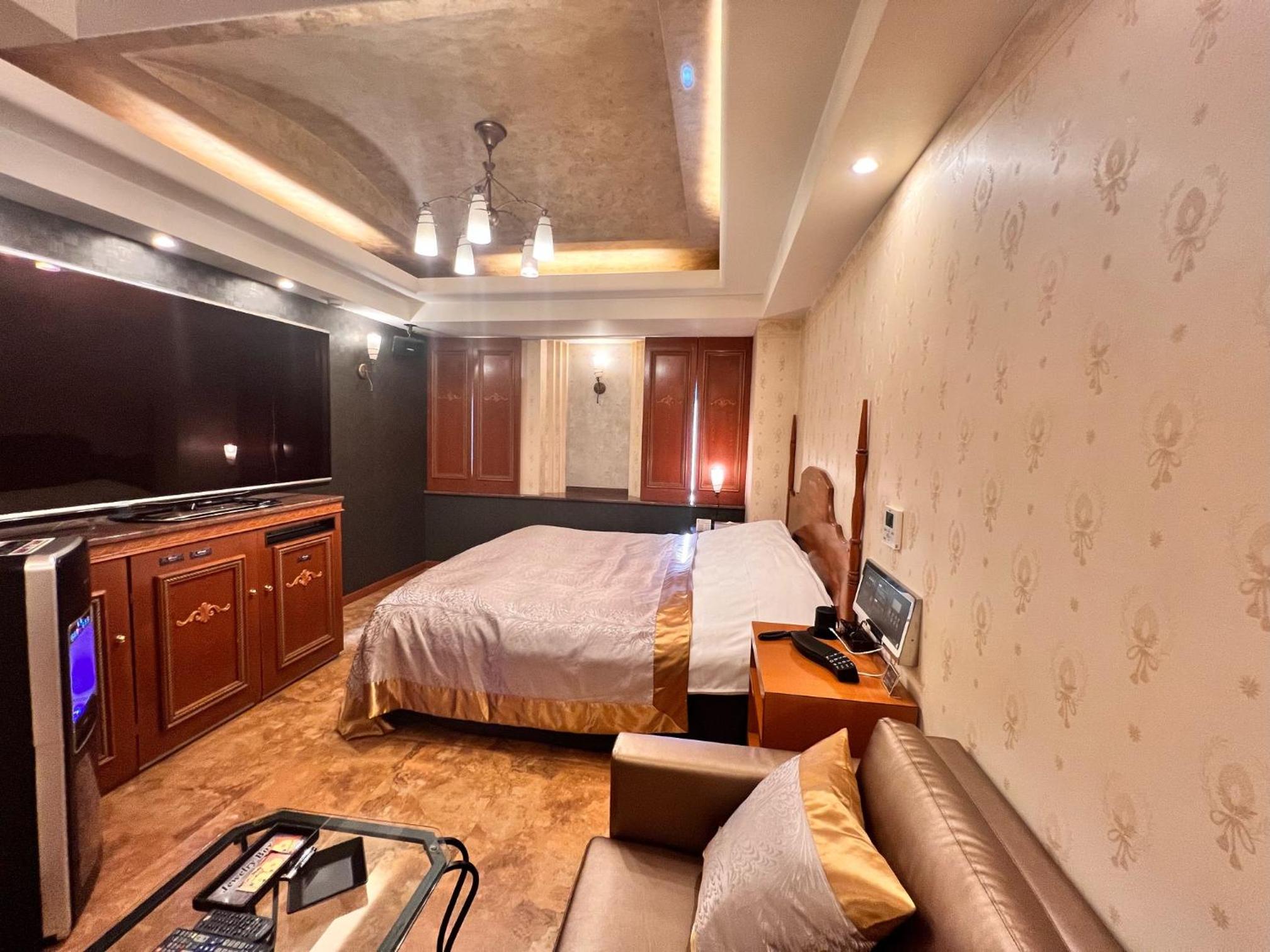 Standard Double Room - Photo 3