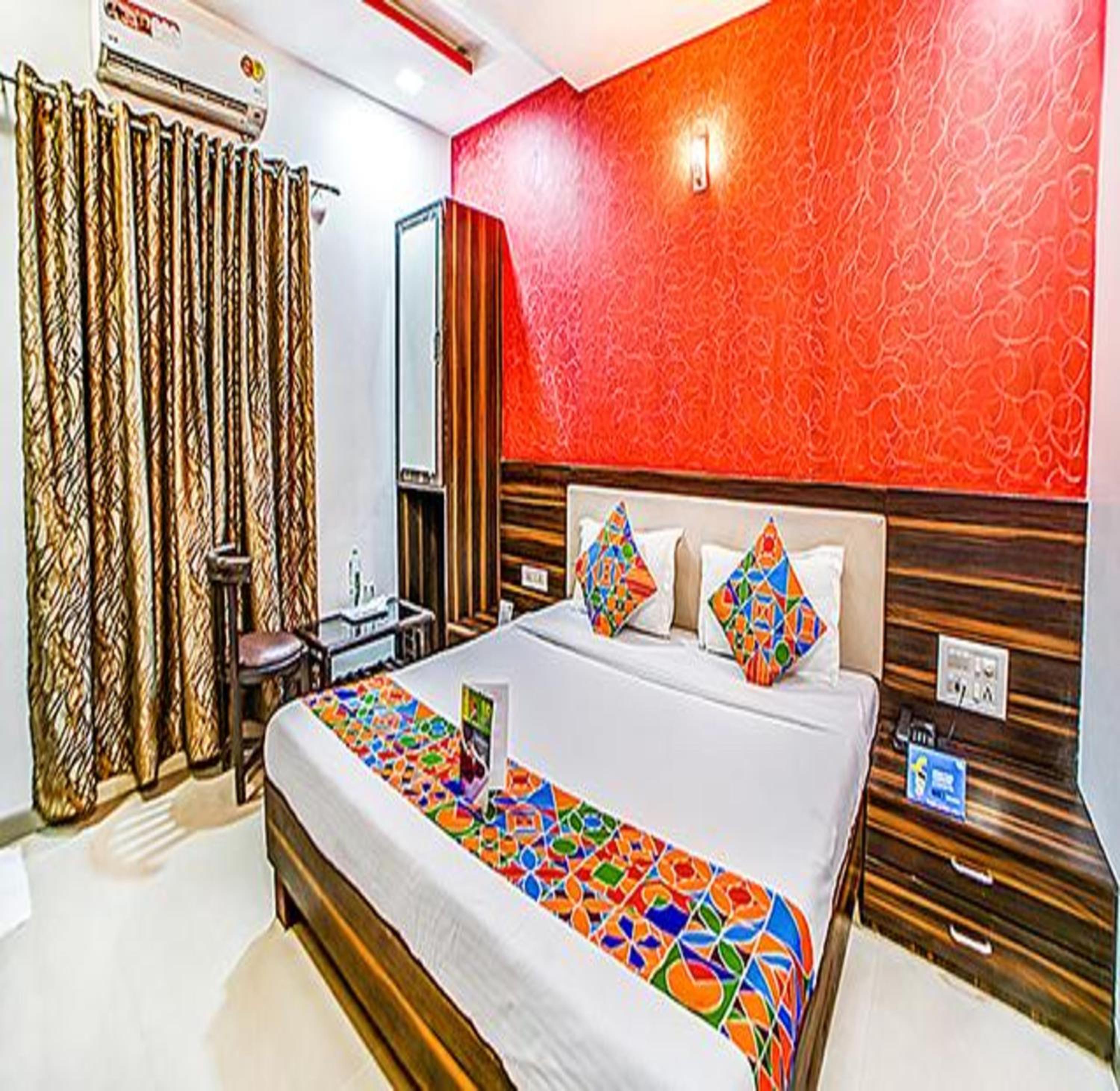Deluxe Room - Photo 4