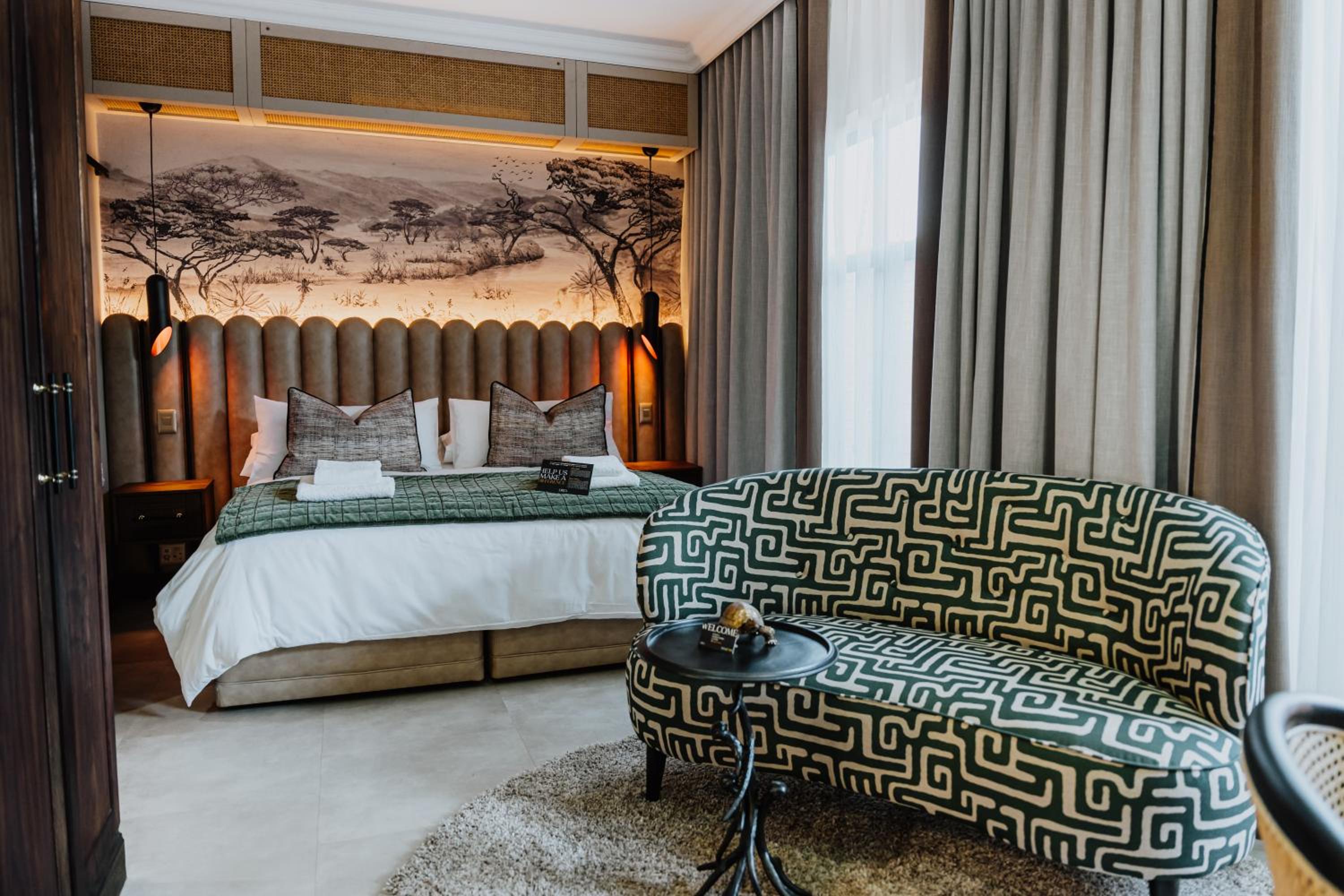 Superior King Room photo 1