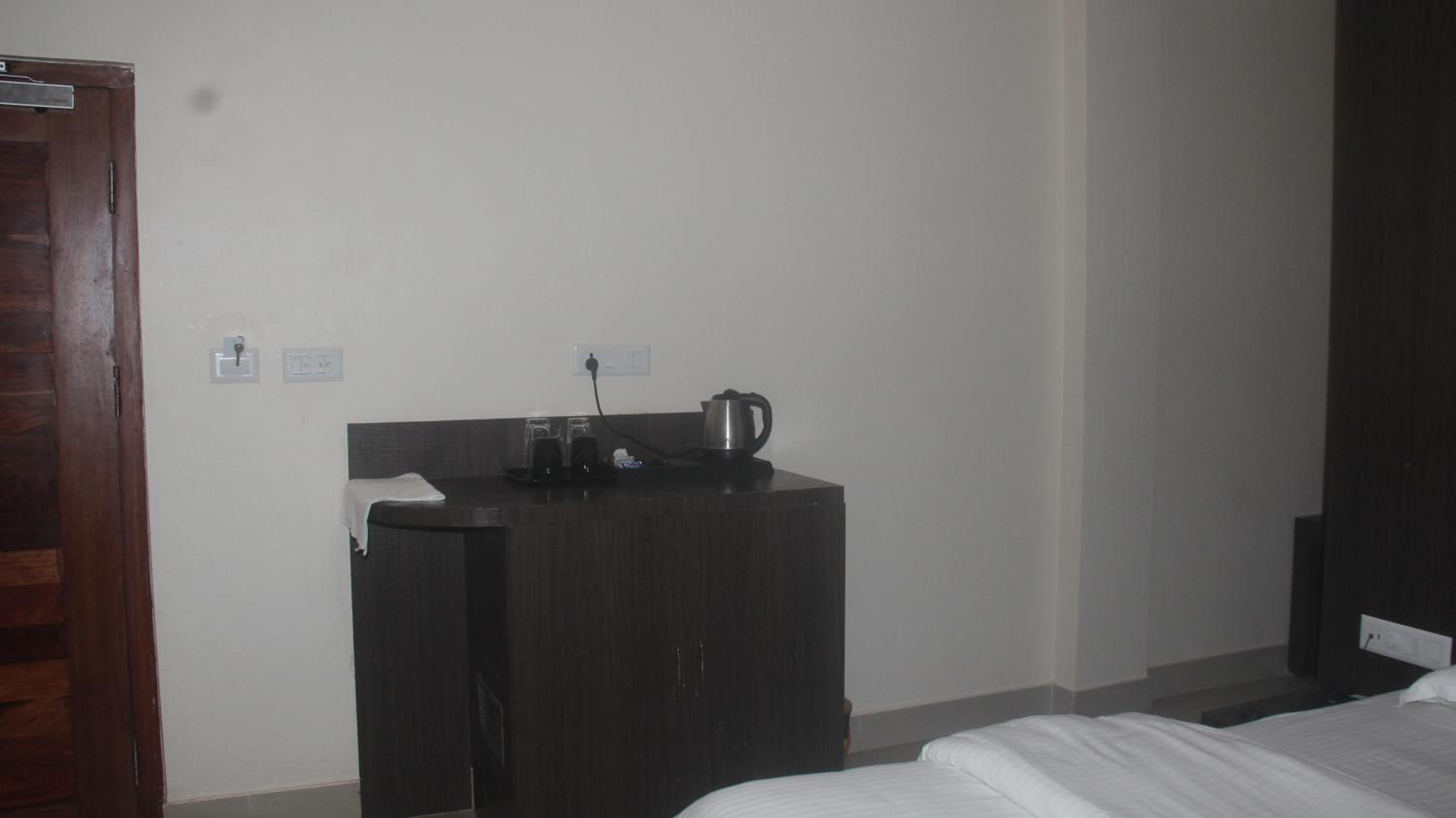 Standard Double Room - Photo 5