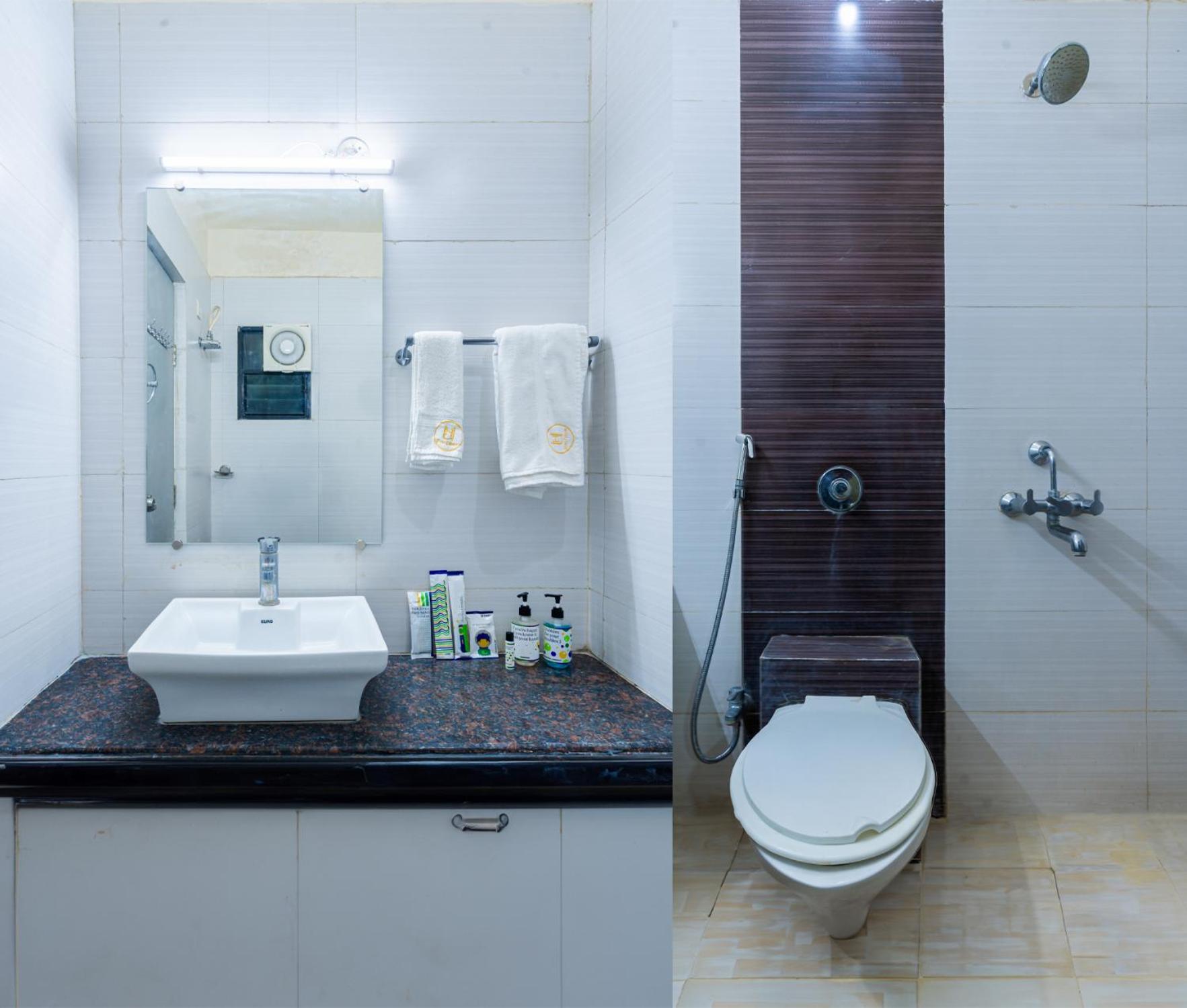 Standard Double Room - Photo 8