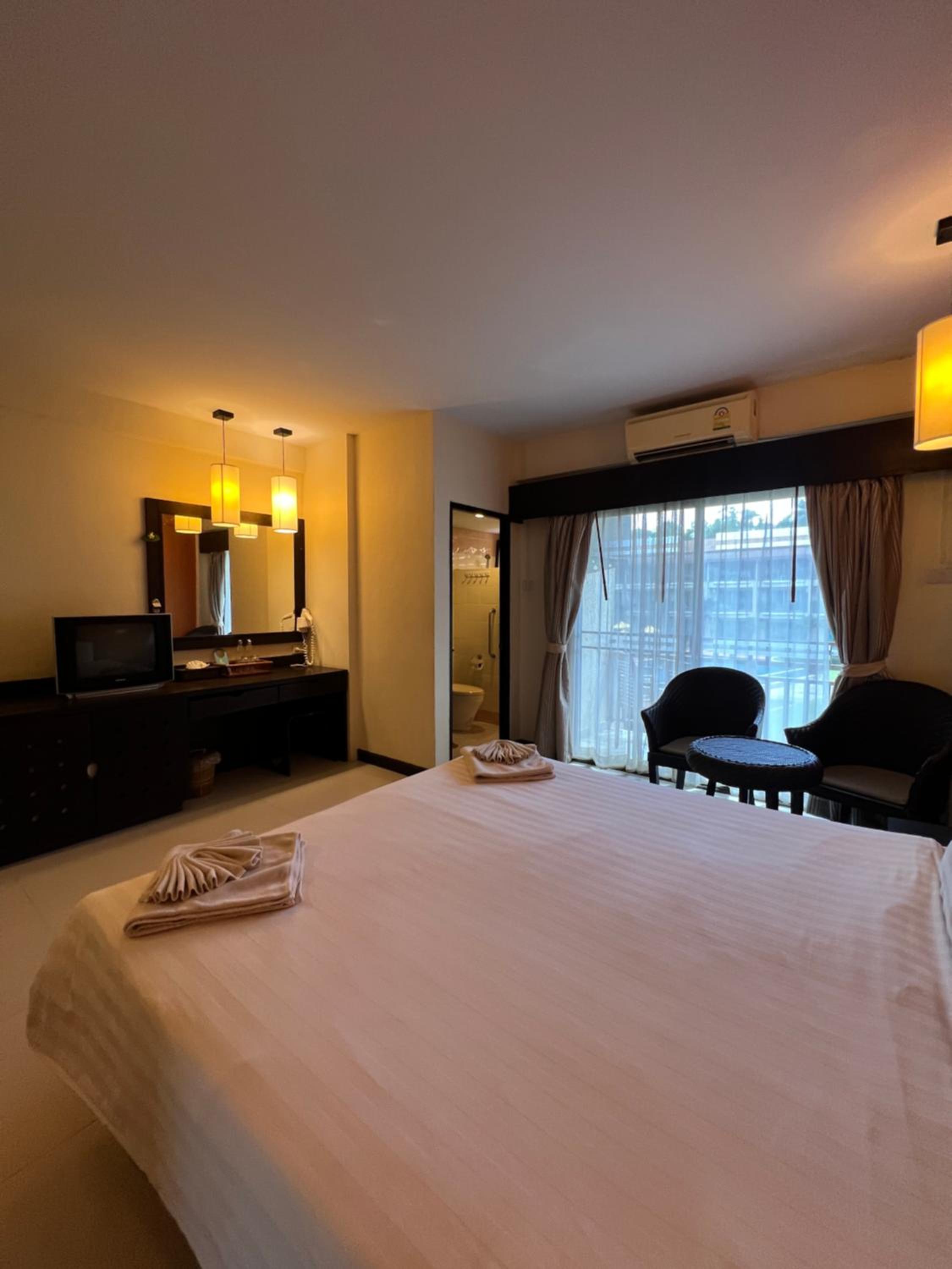 Standard Double or Twin Room photo 2
