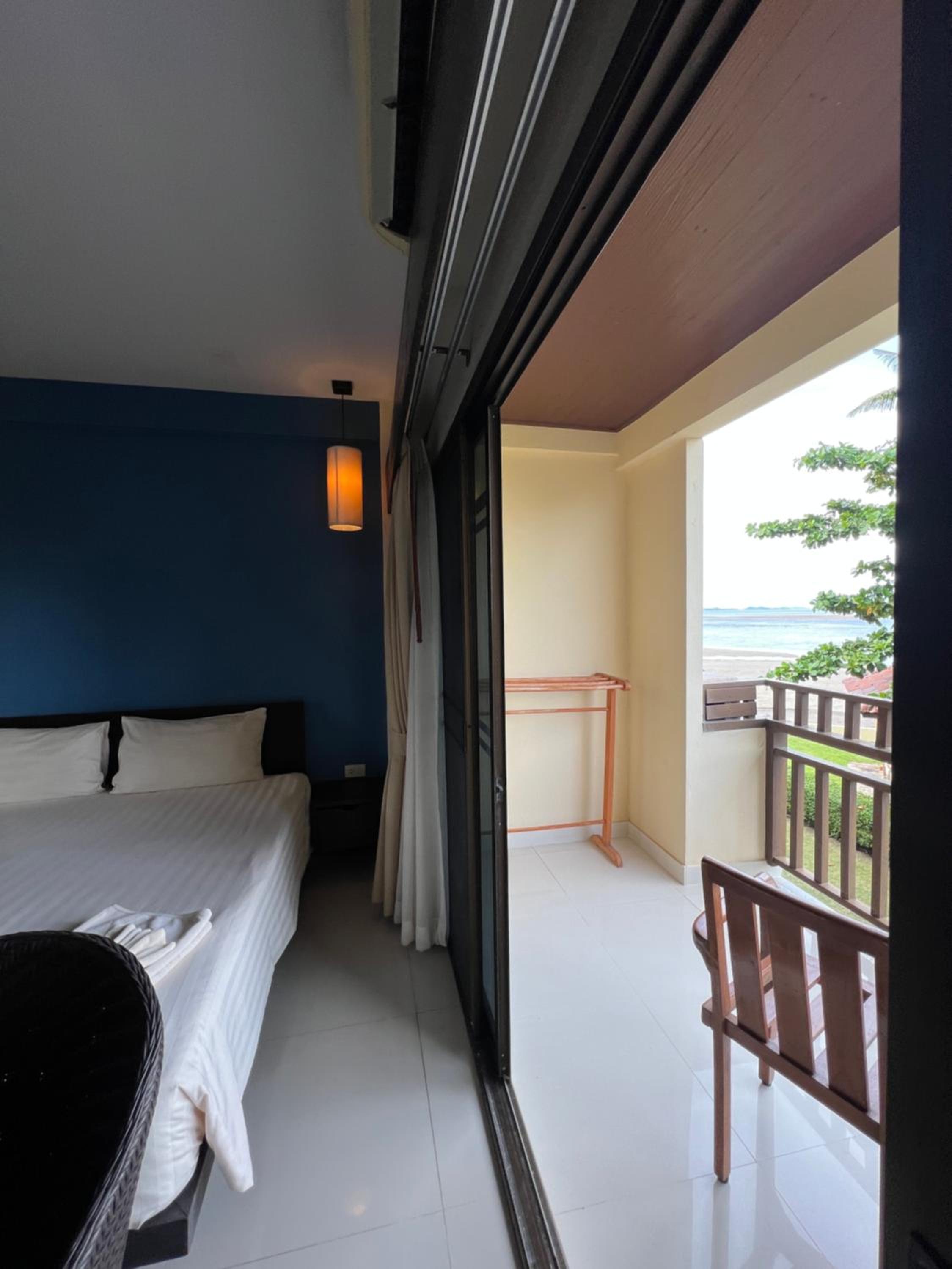 Superior Double or Twin Room with Sea View photo 3