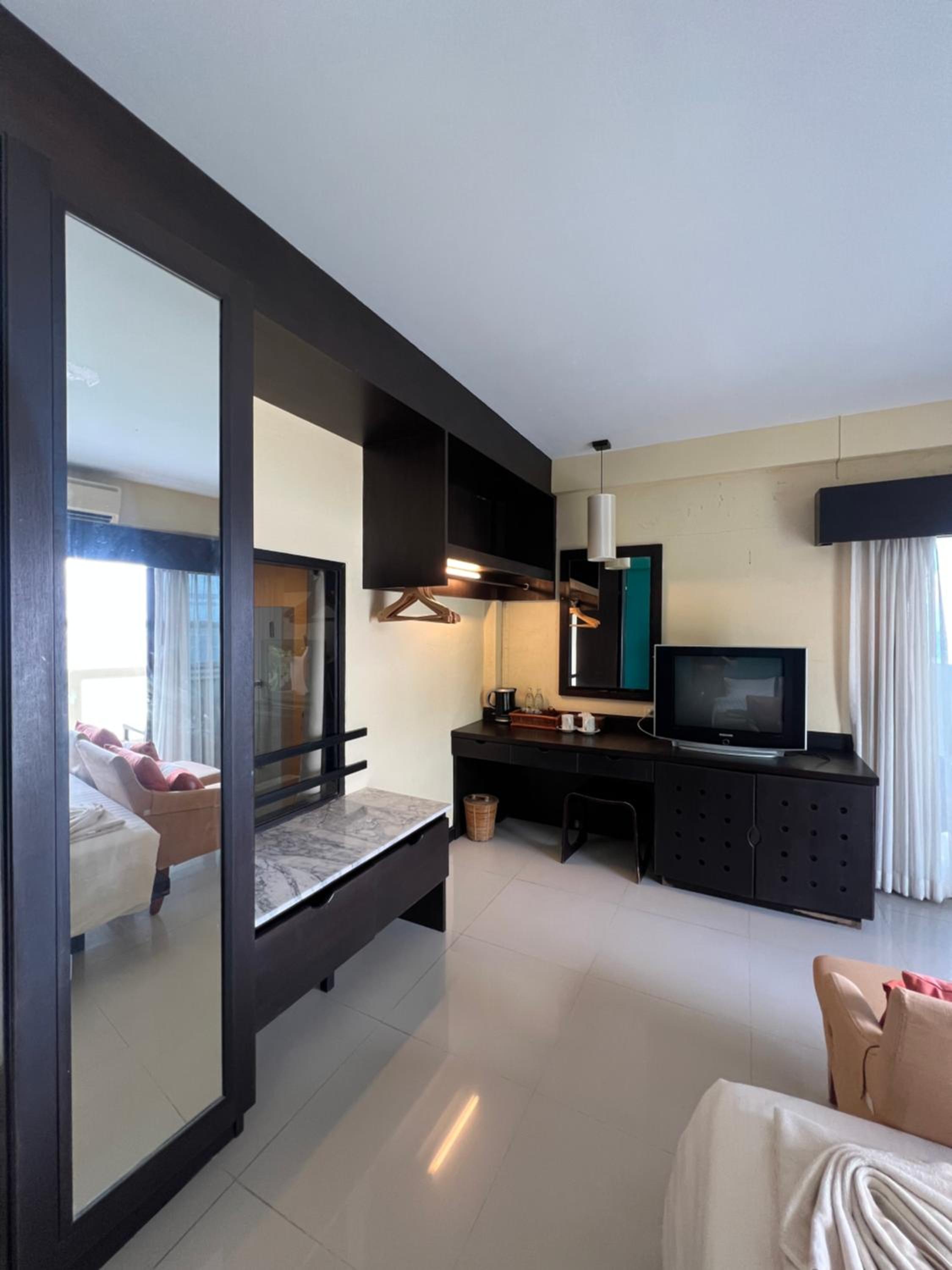 Deluxe Double Room with Sea View photo 3