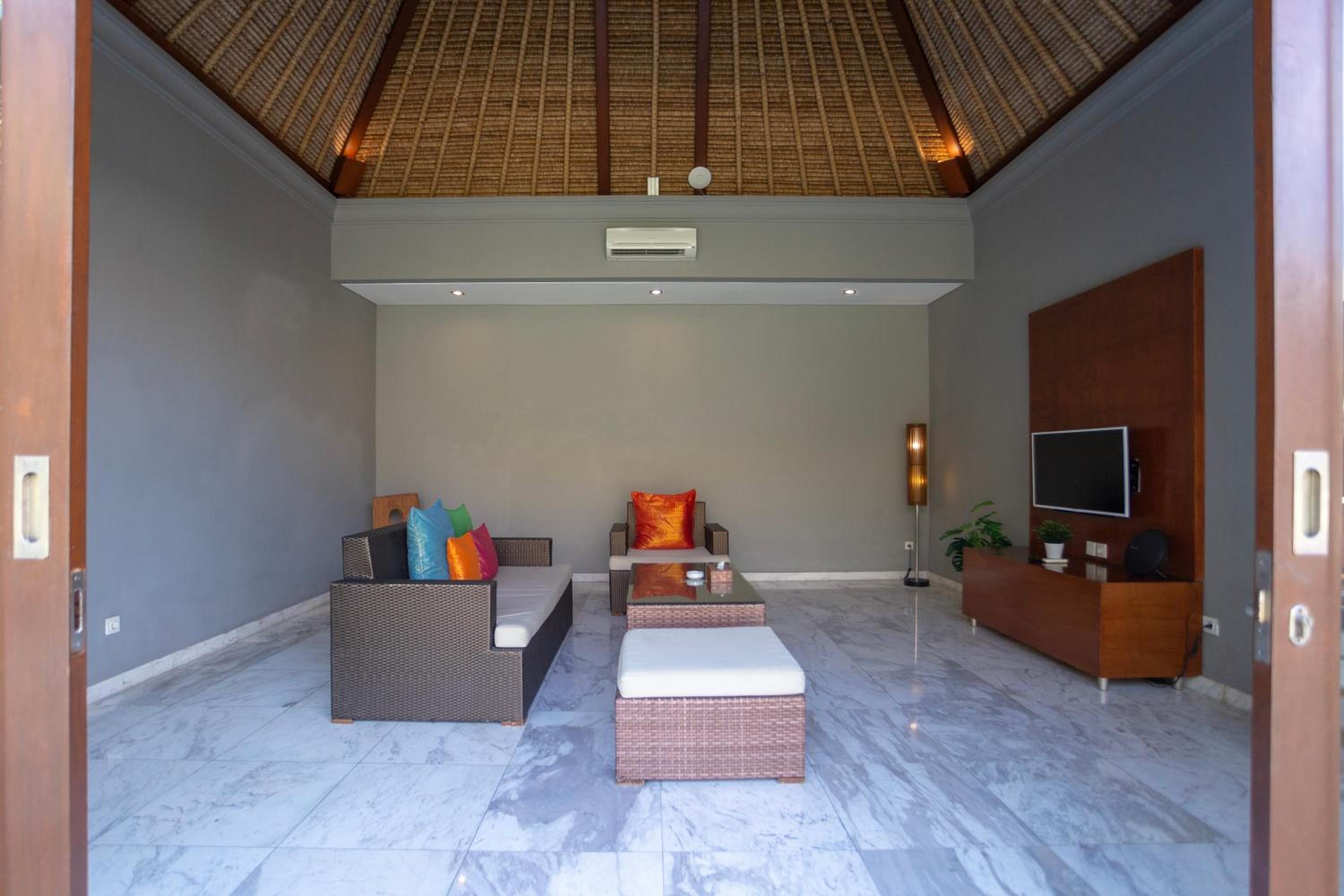 Two-Bedroom Villa with Private Pool photo 3