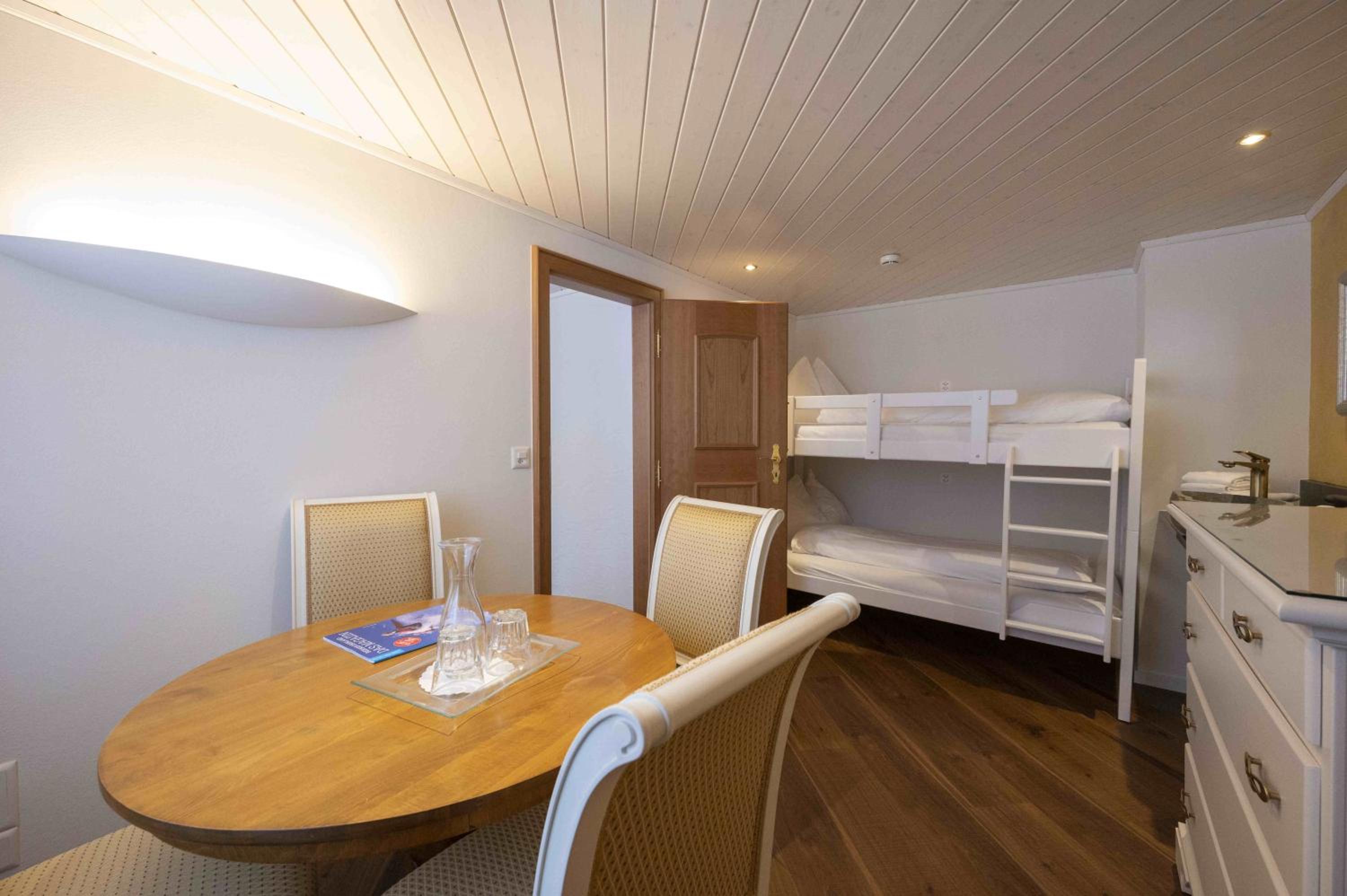 Family Suite photo 3