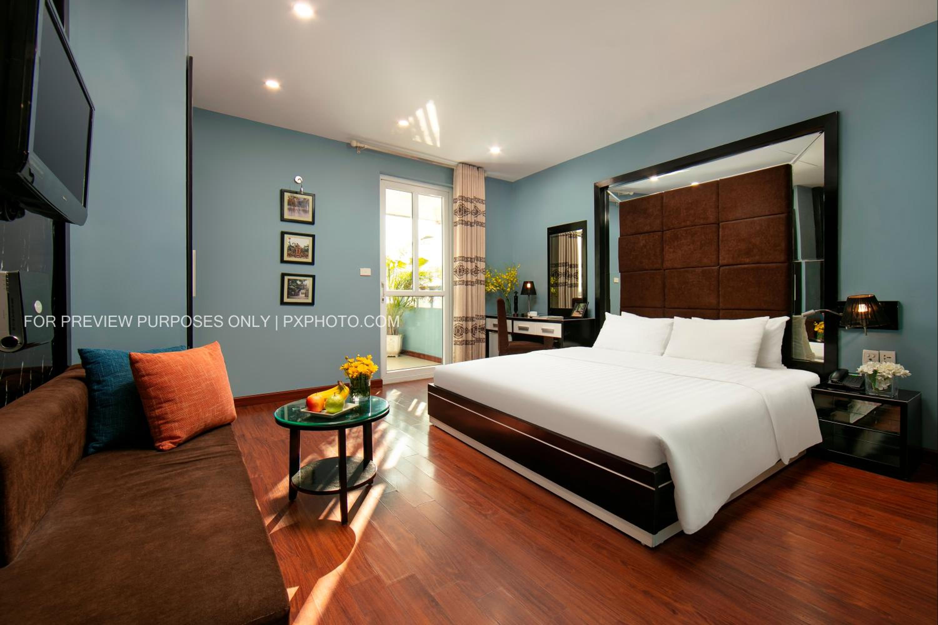 Junior Suite with Balcony