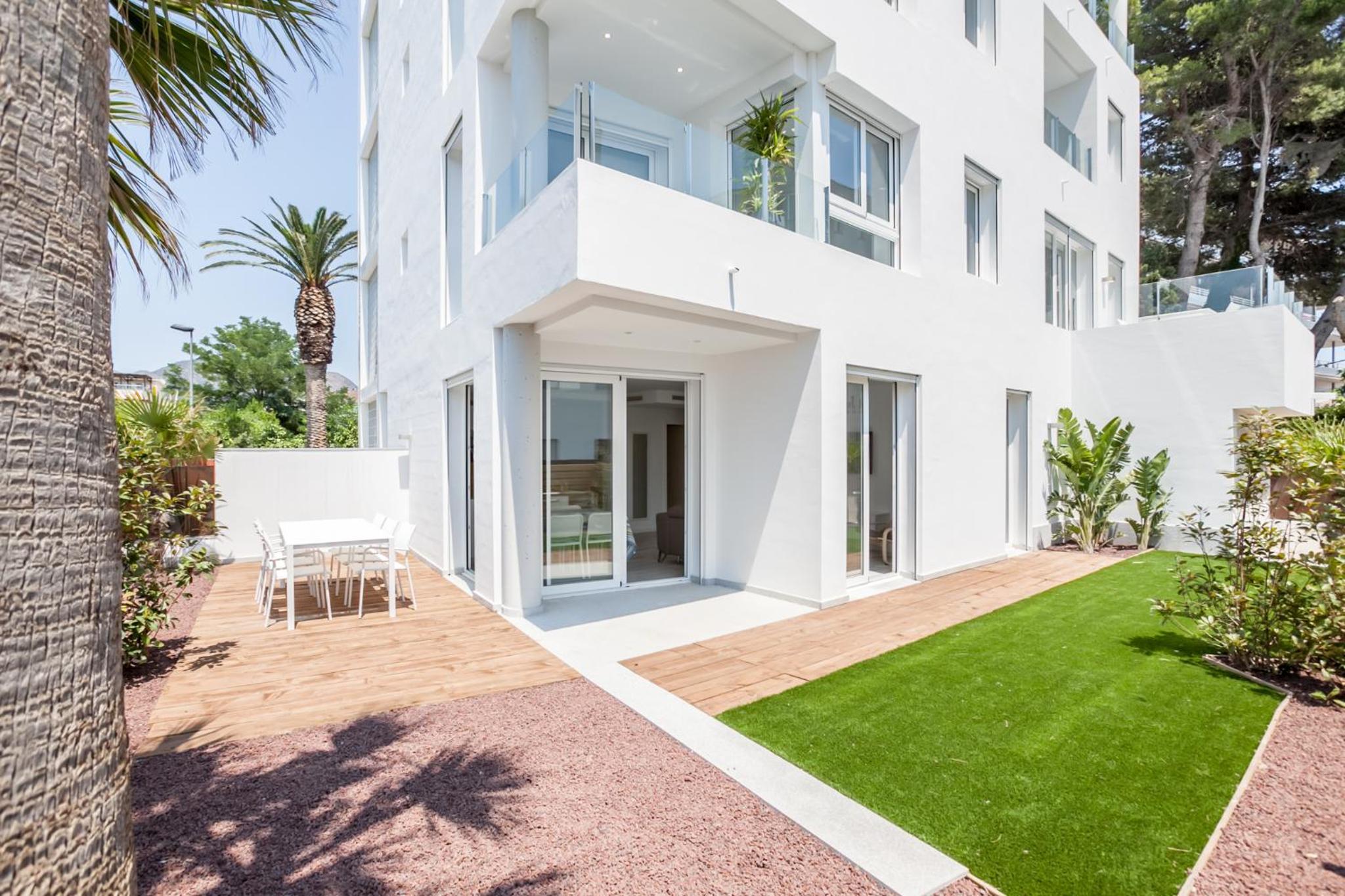 Apartment with Garden photo 1