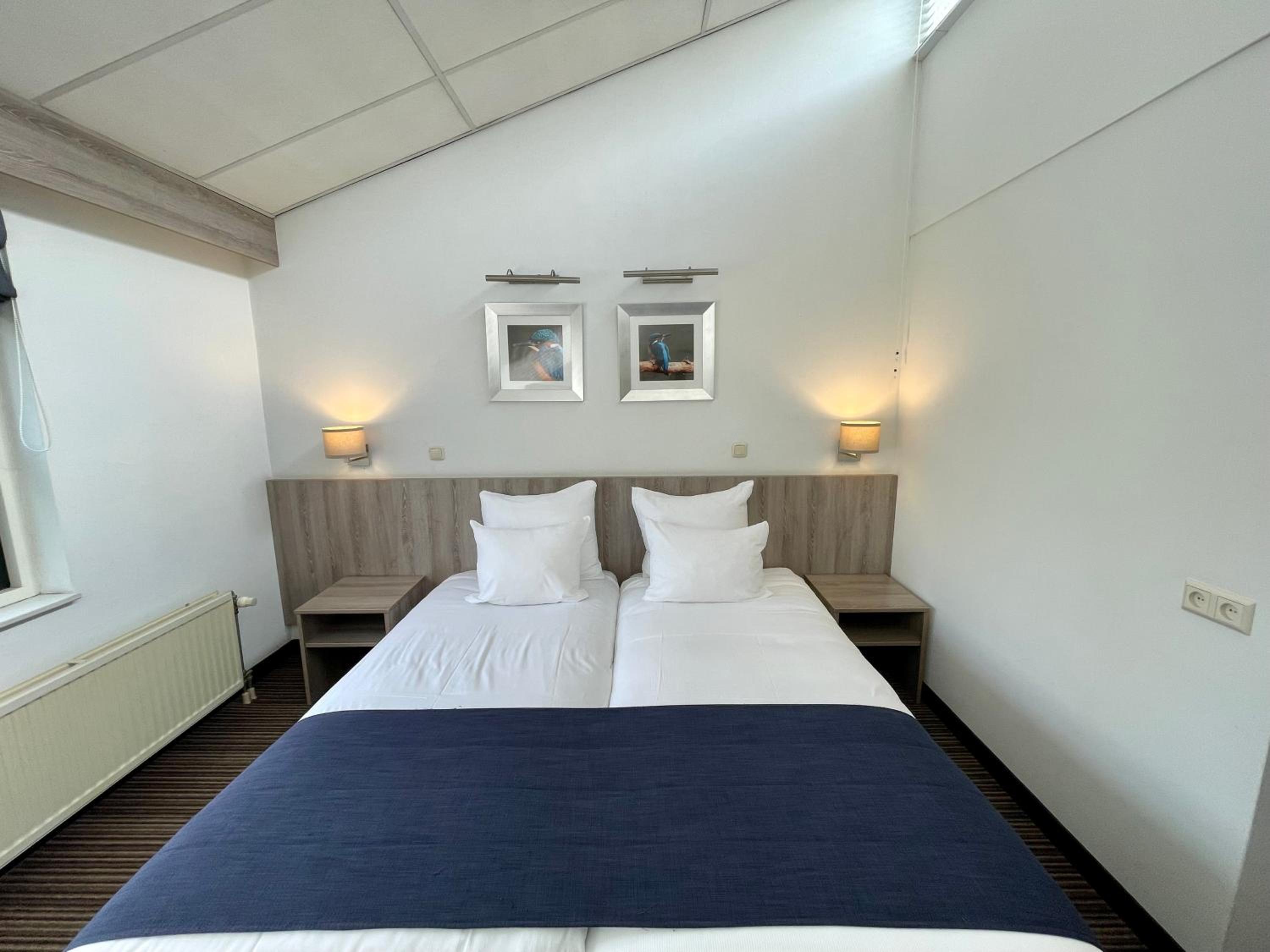 Standard Twin Room photo 1