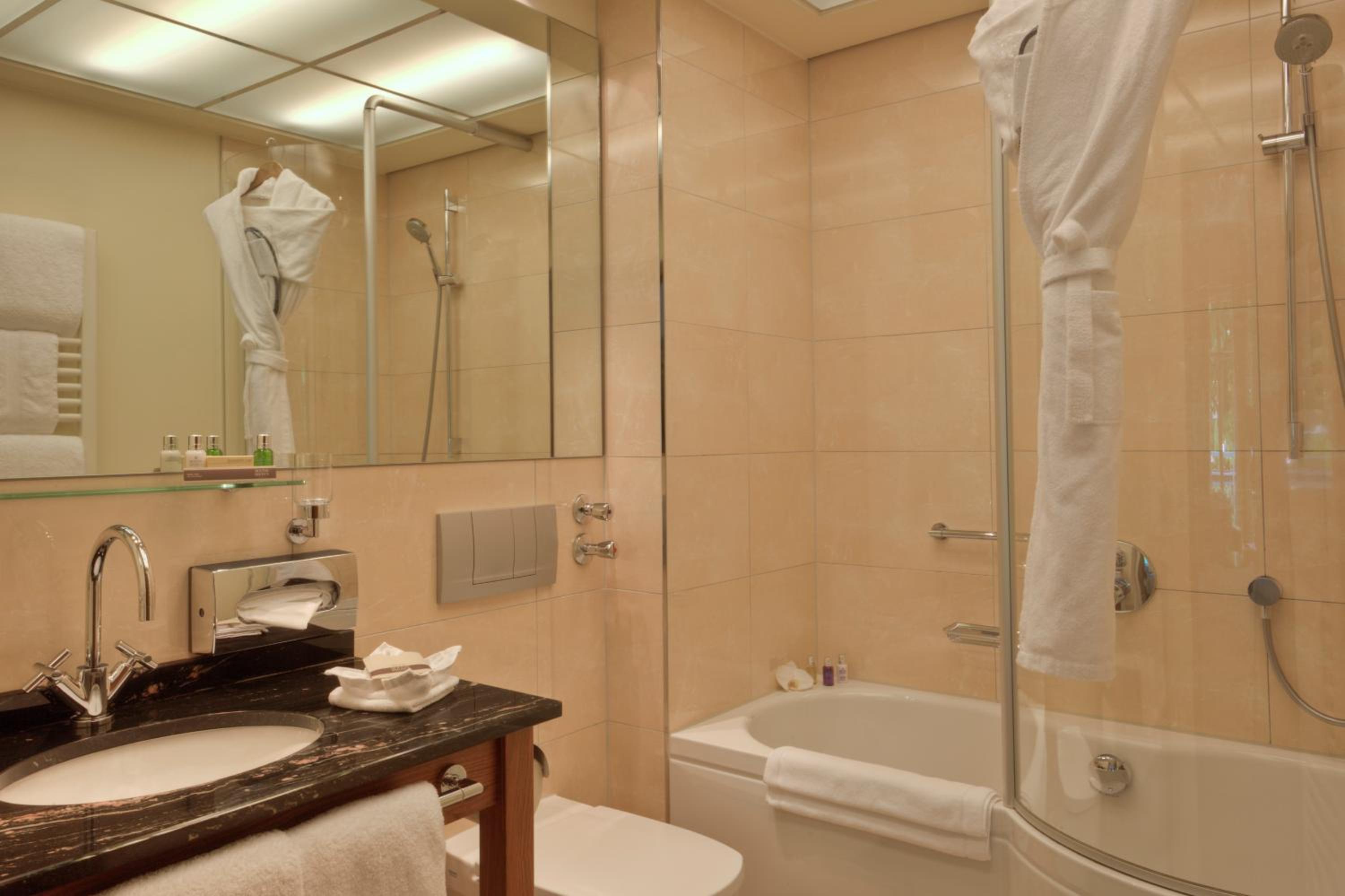 Suite (2-3 Adults)  photo 2