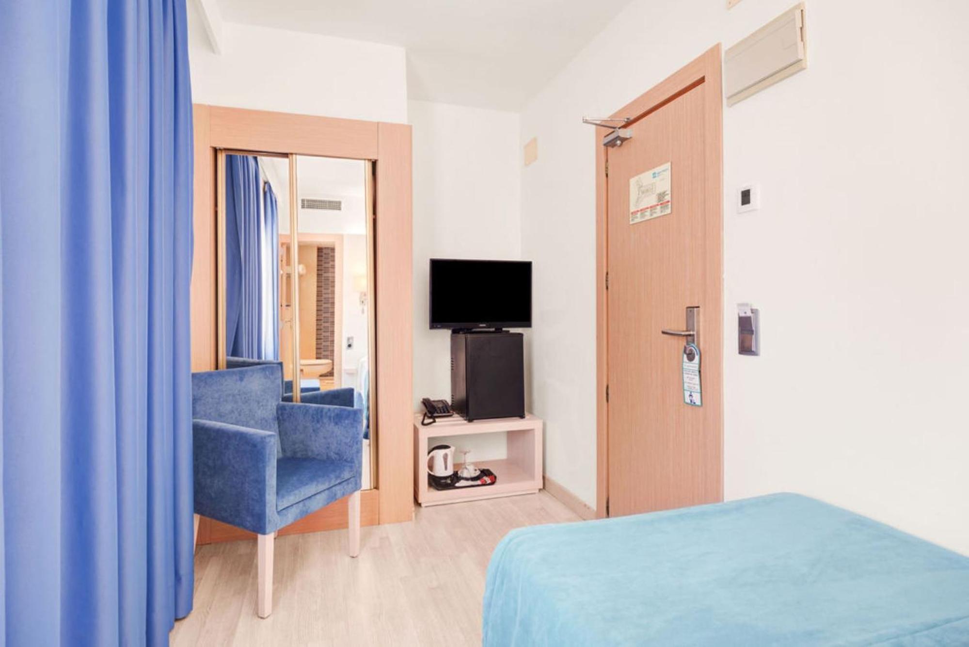Single Room