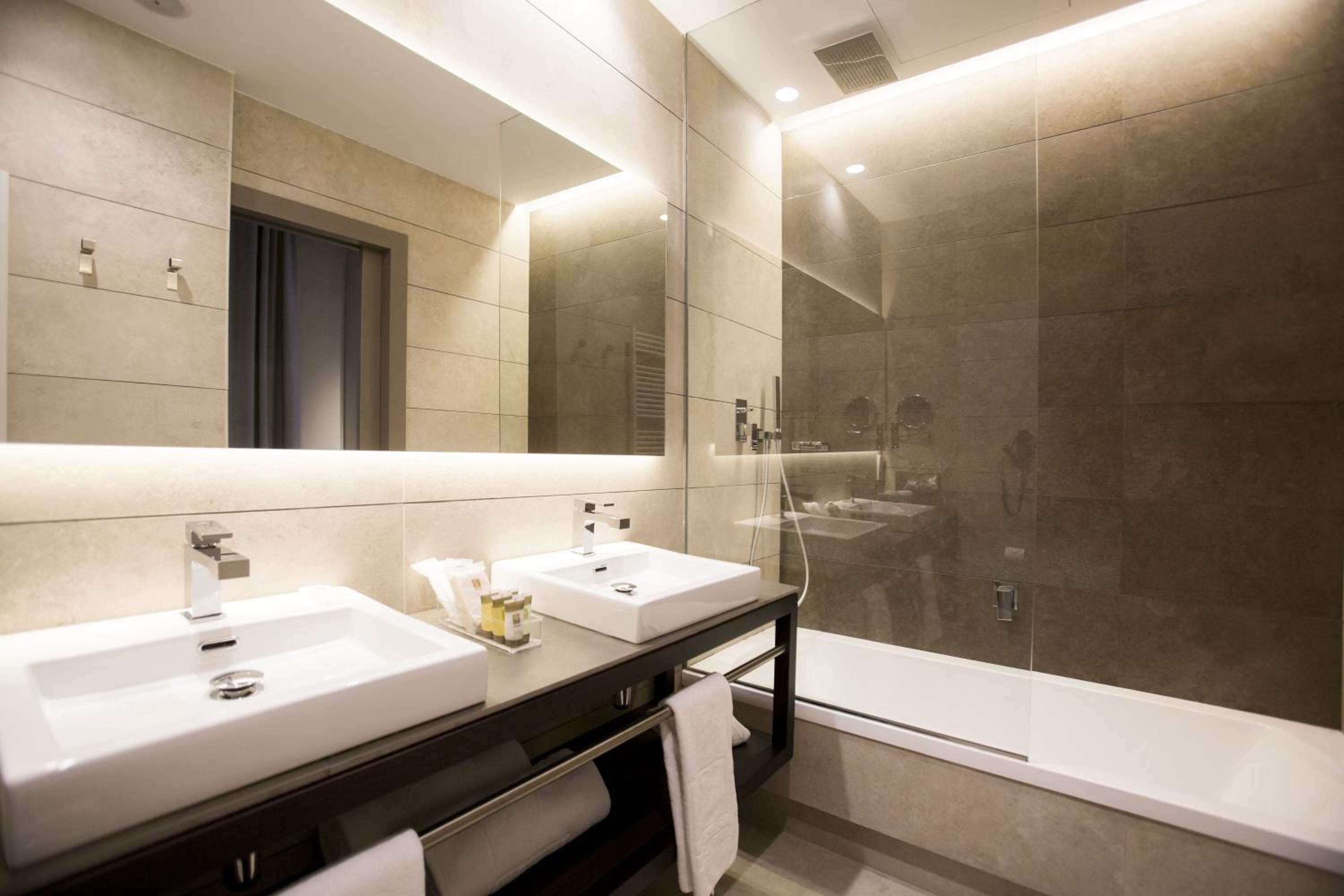 Vincci room with extra bed