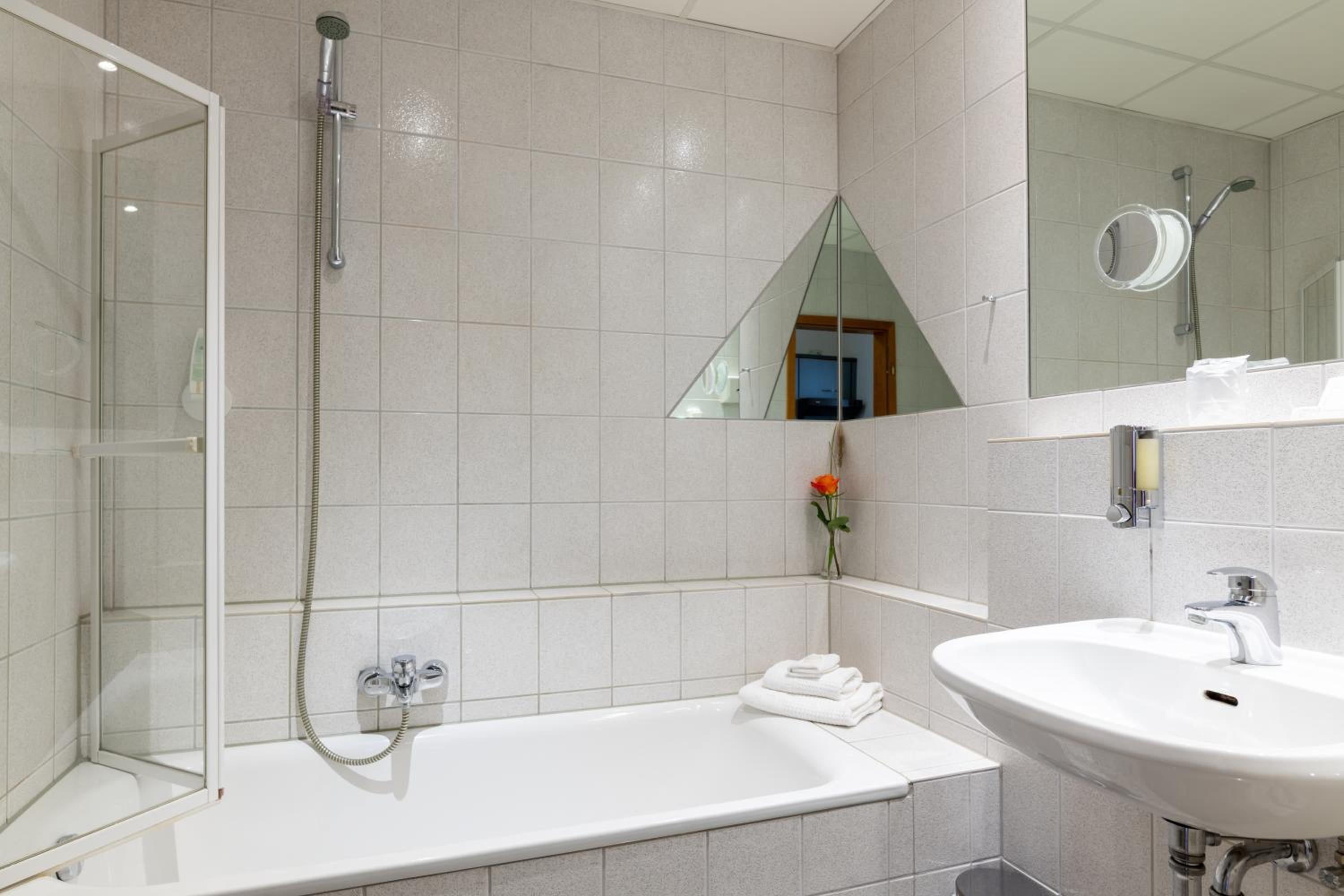 Double Room - Photo 5