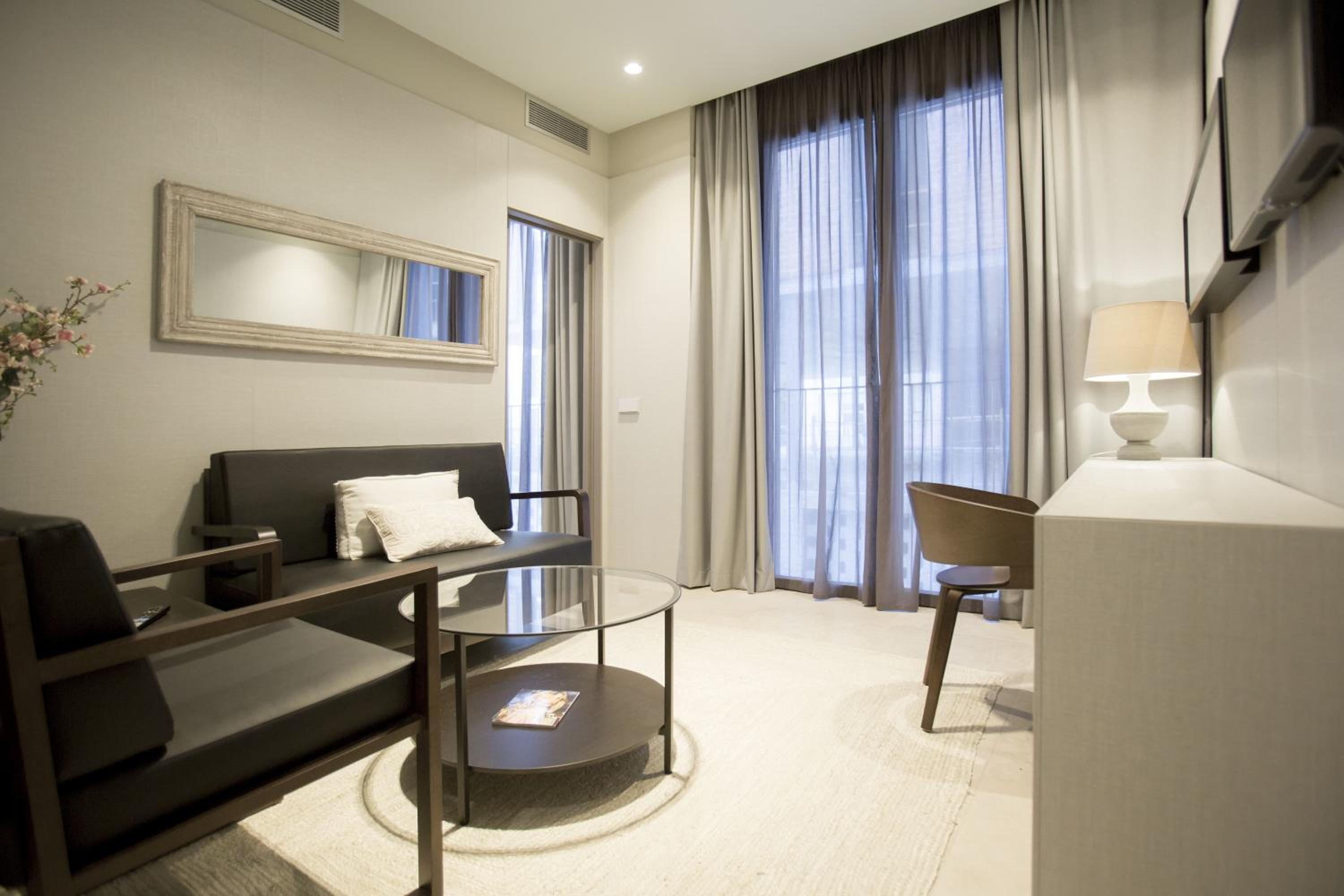 Junior Suite thumbnail 6