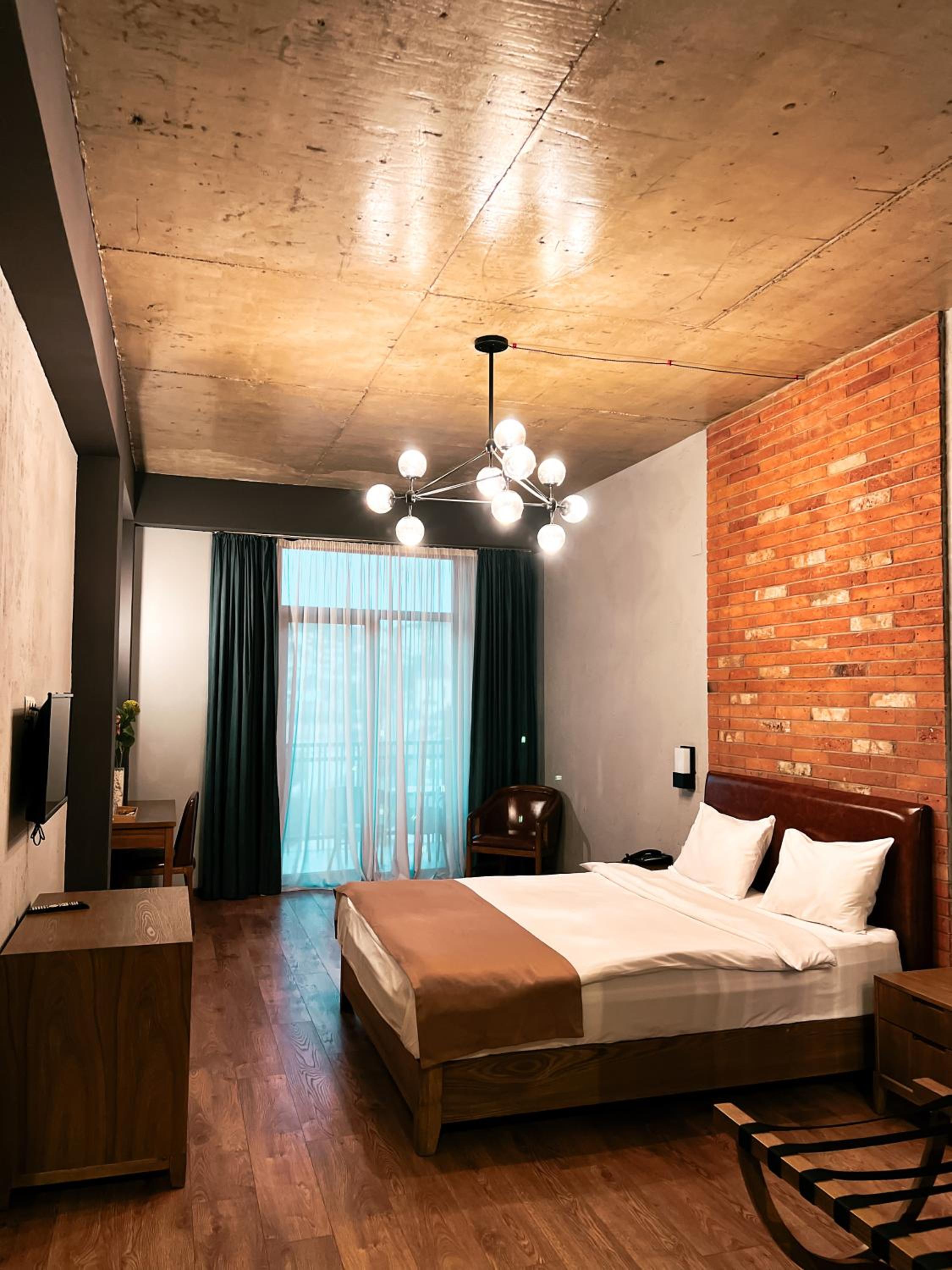 Standard Double Room - Photo 2