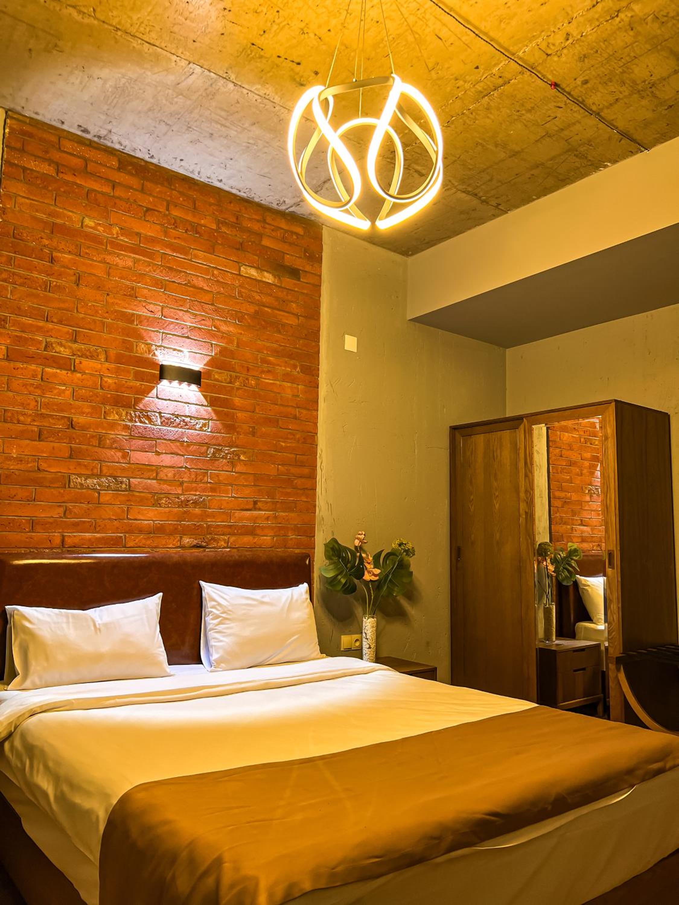 Standard Double Room - Photo 4