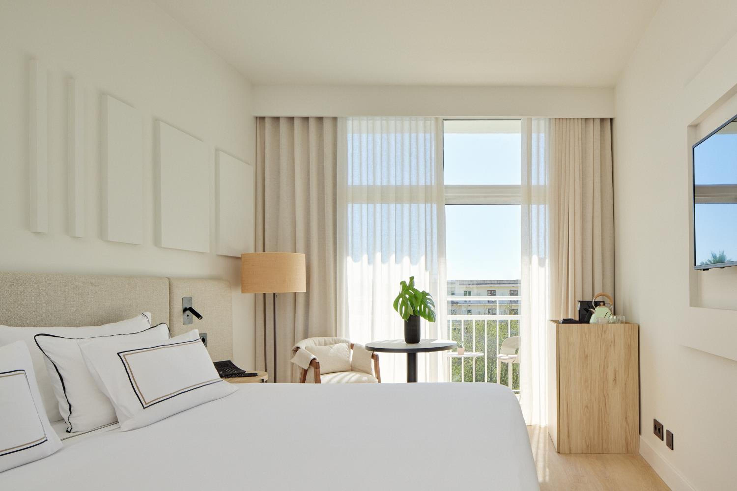 Premium Connecting Room