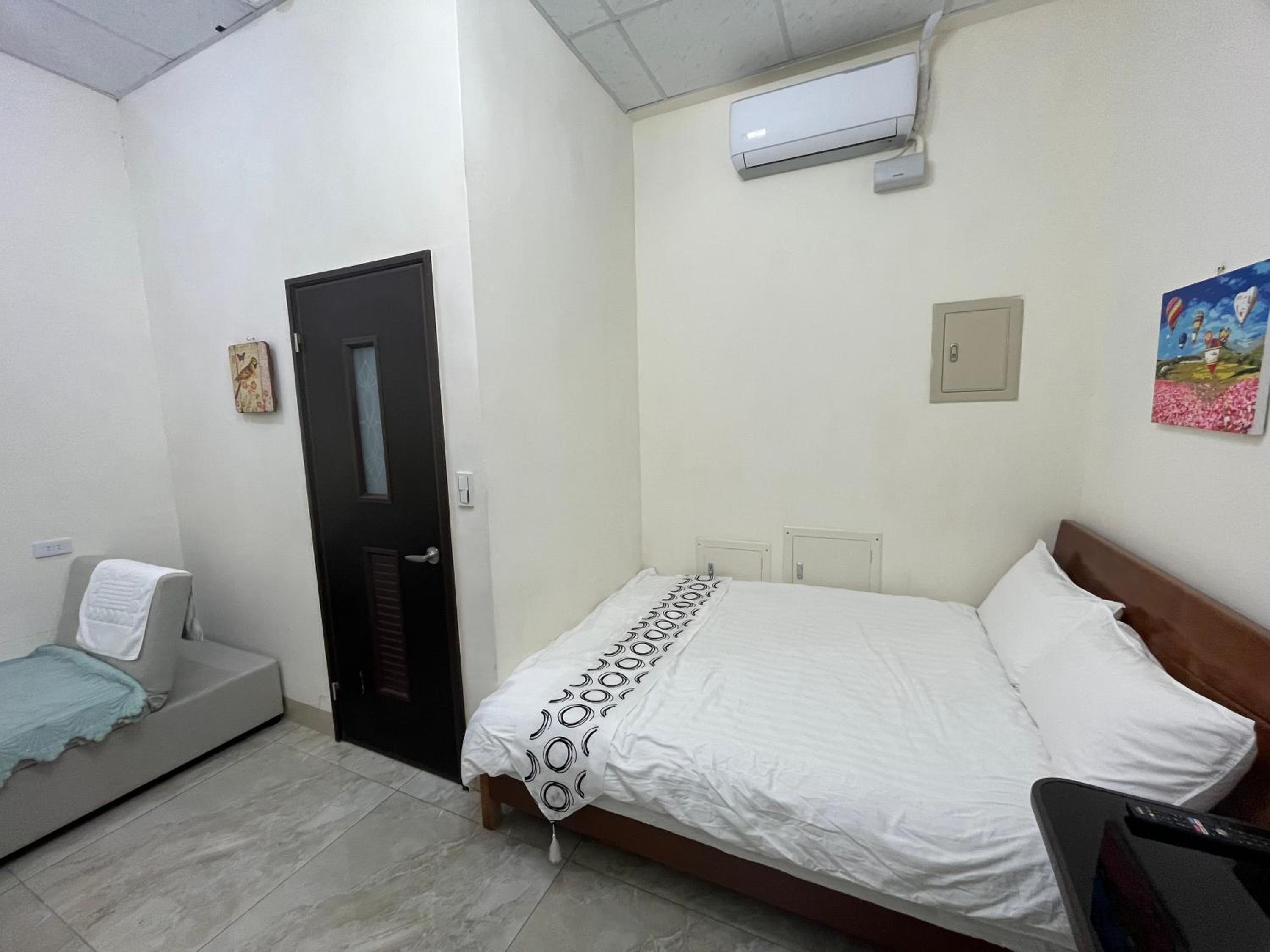 Double Room with Private Bathroom