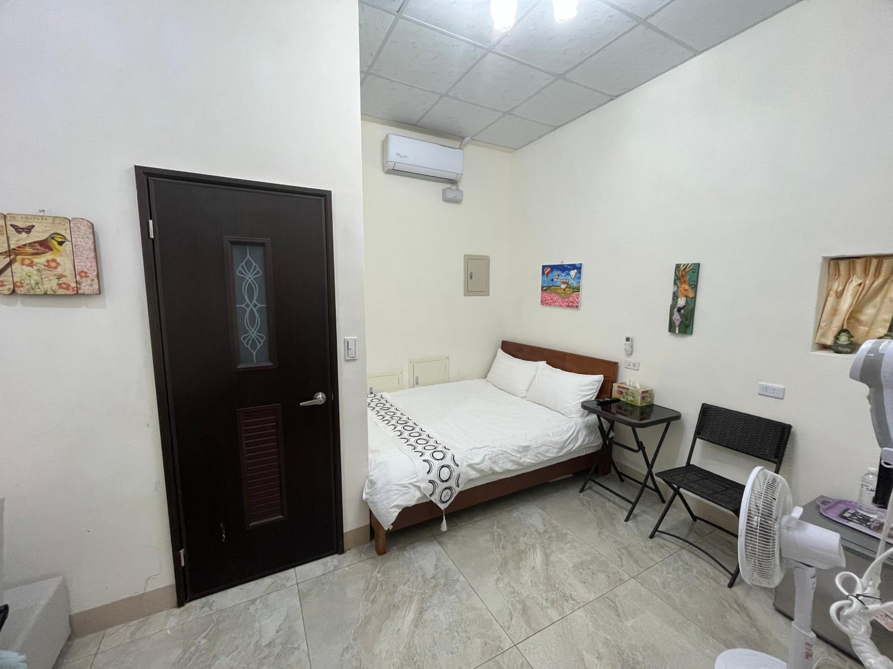 Double Room with Private Bathroom photo 3