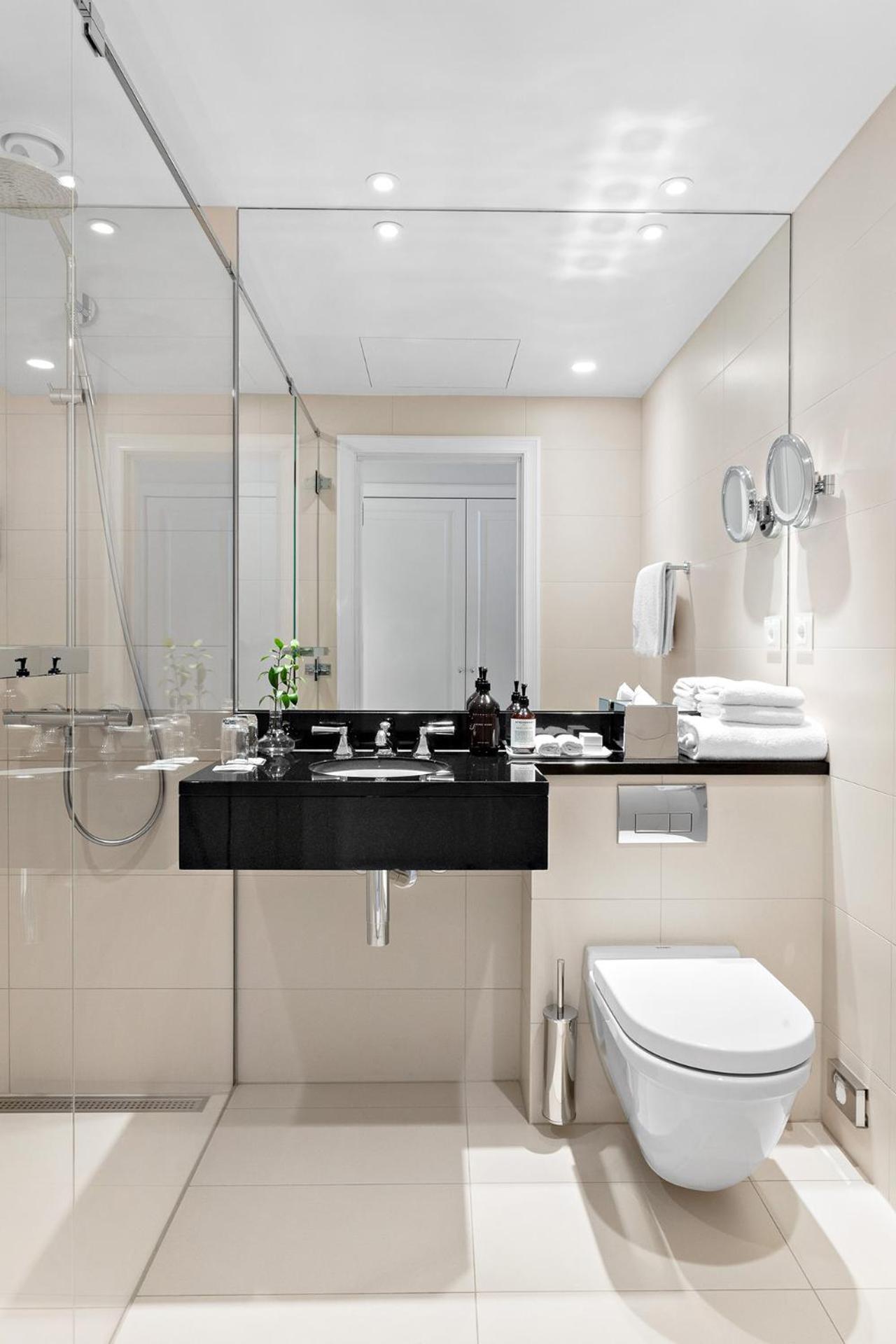 Petit Double Room