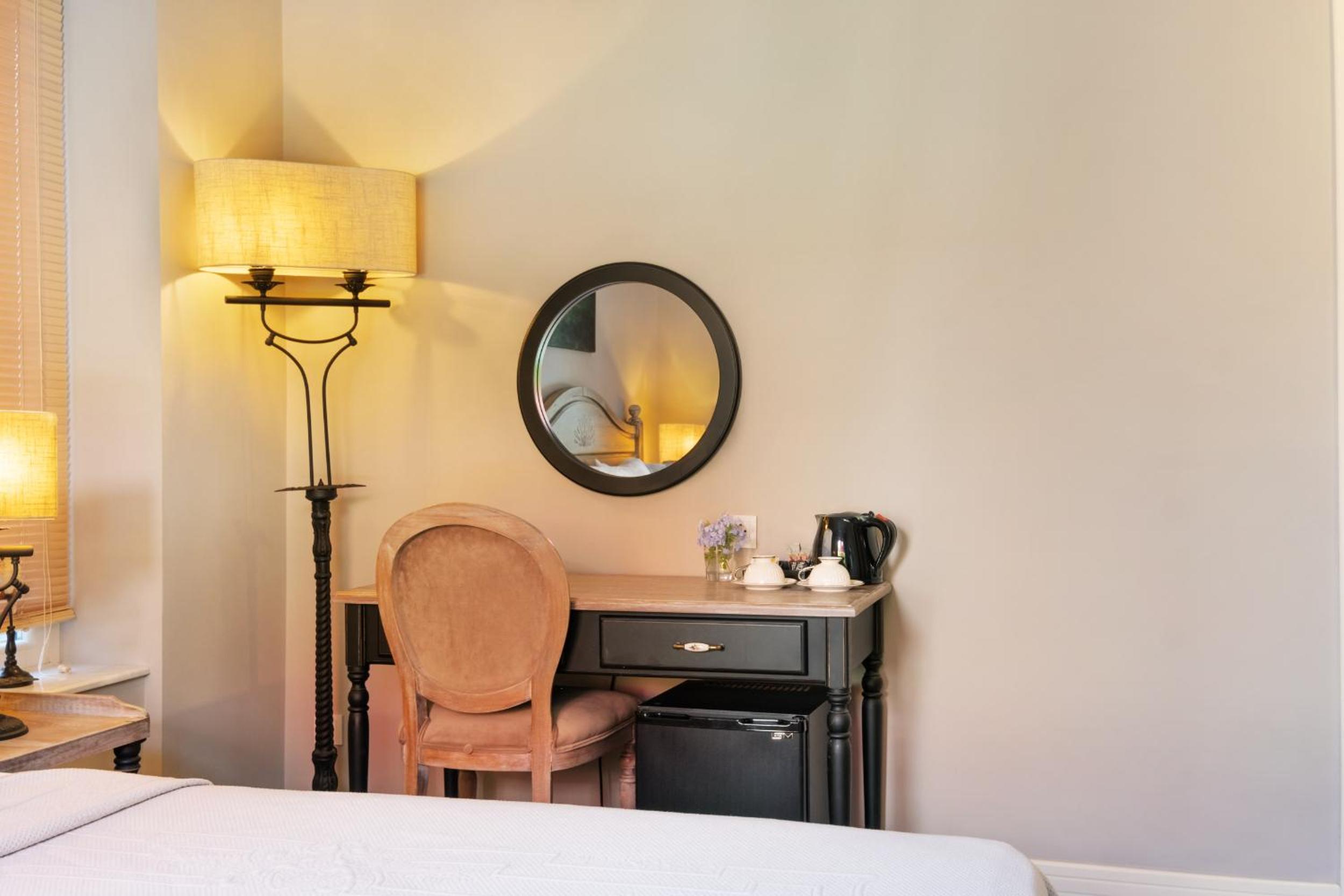Double Room with Pool View photo 1