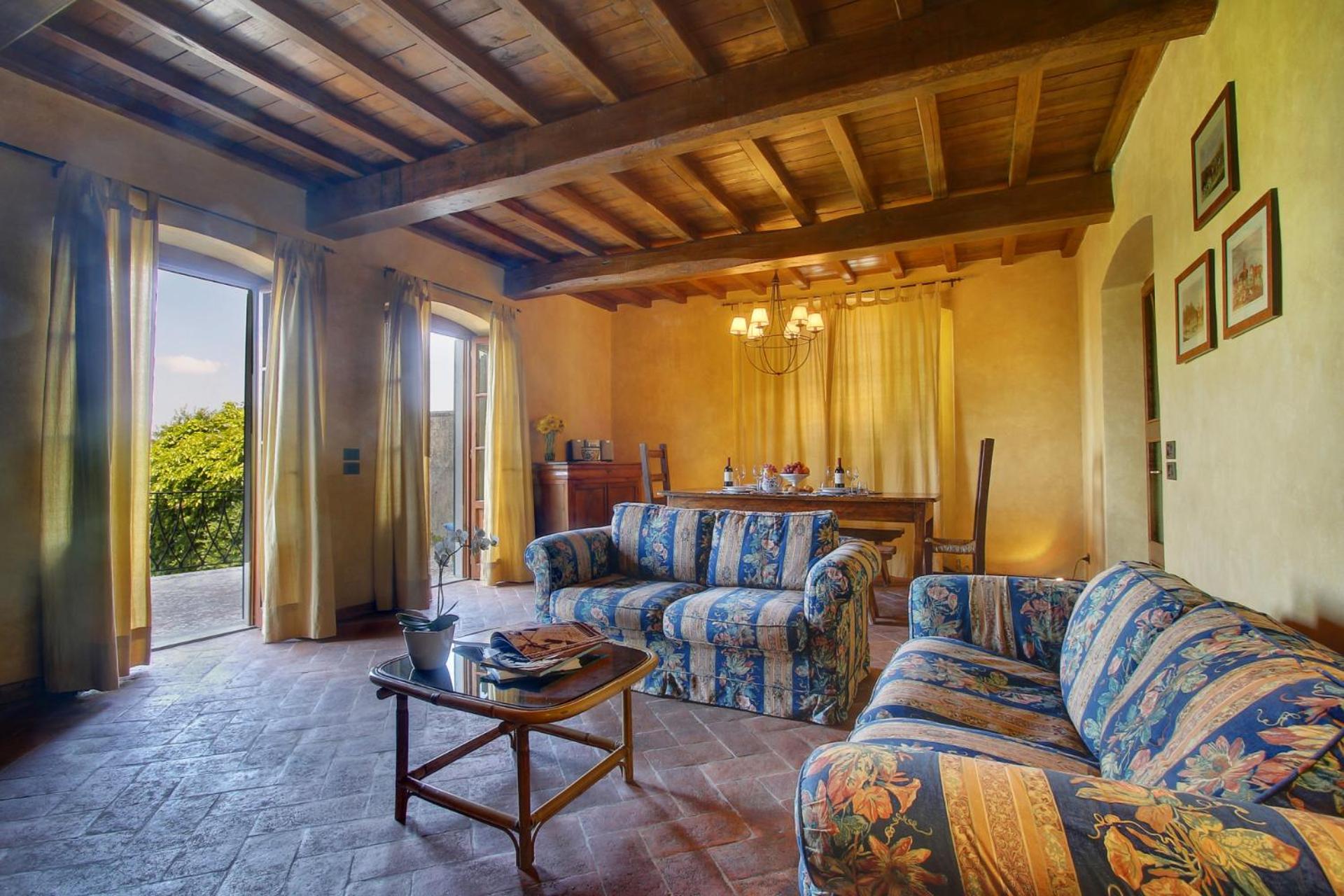 Villa photo 1
